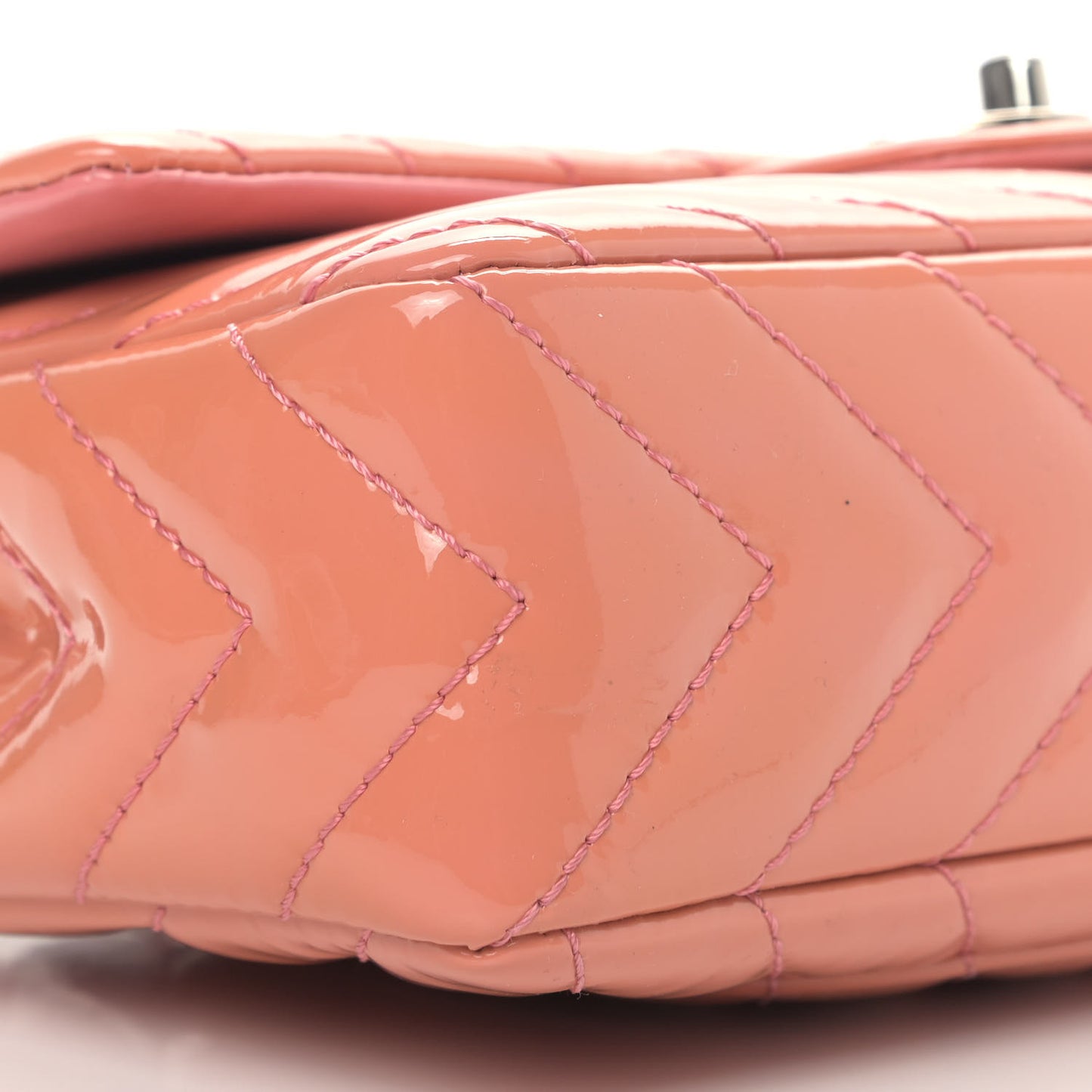 Patent Chevron Quilted Medium Single Flap Pink