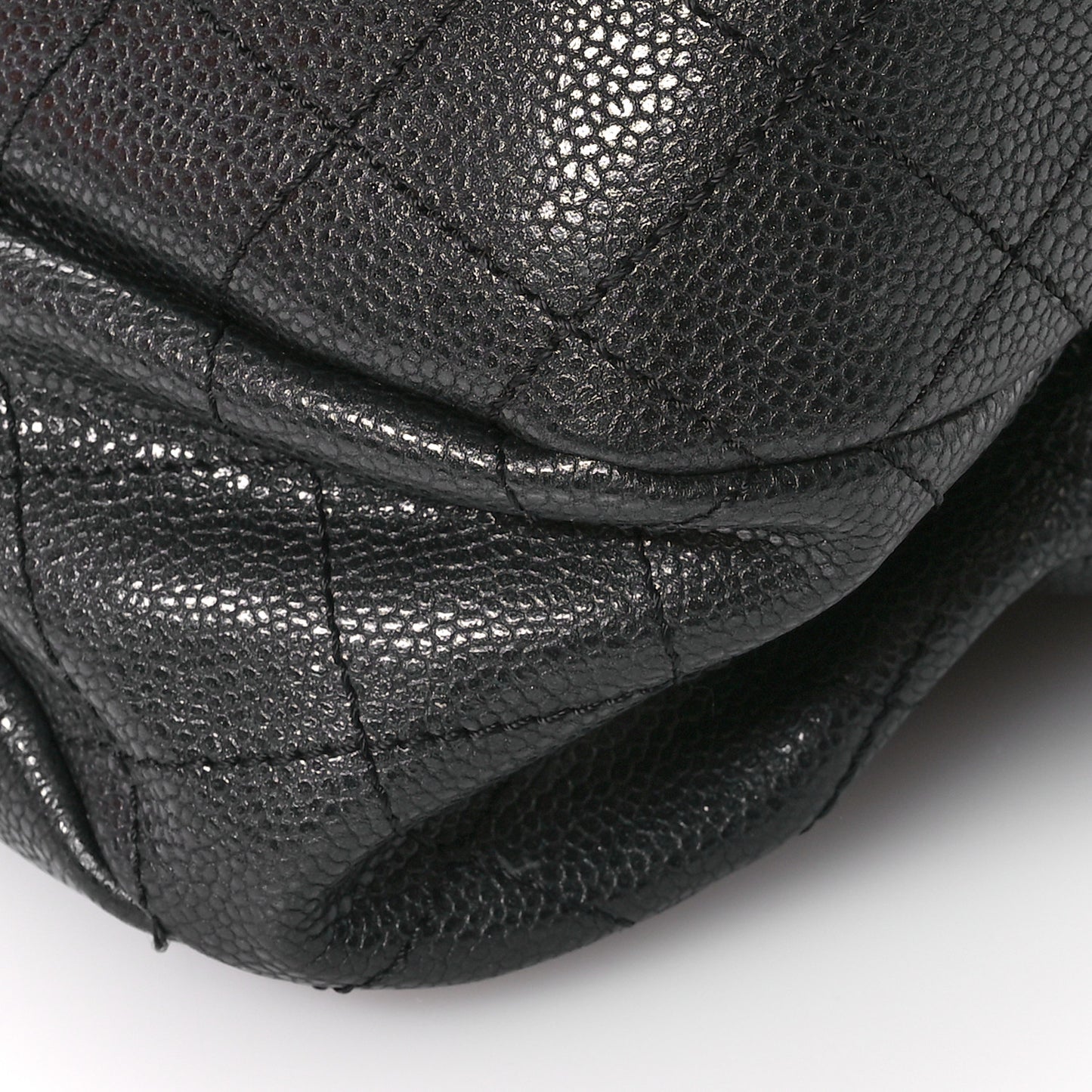 Caviar 31 CC Shoulder Bag Black