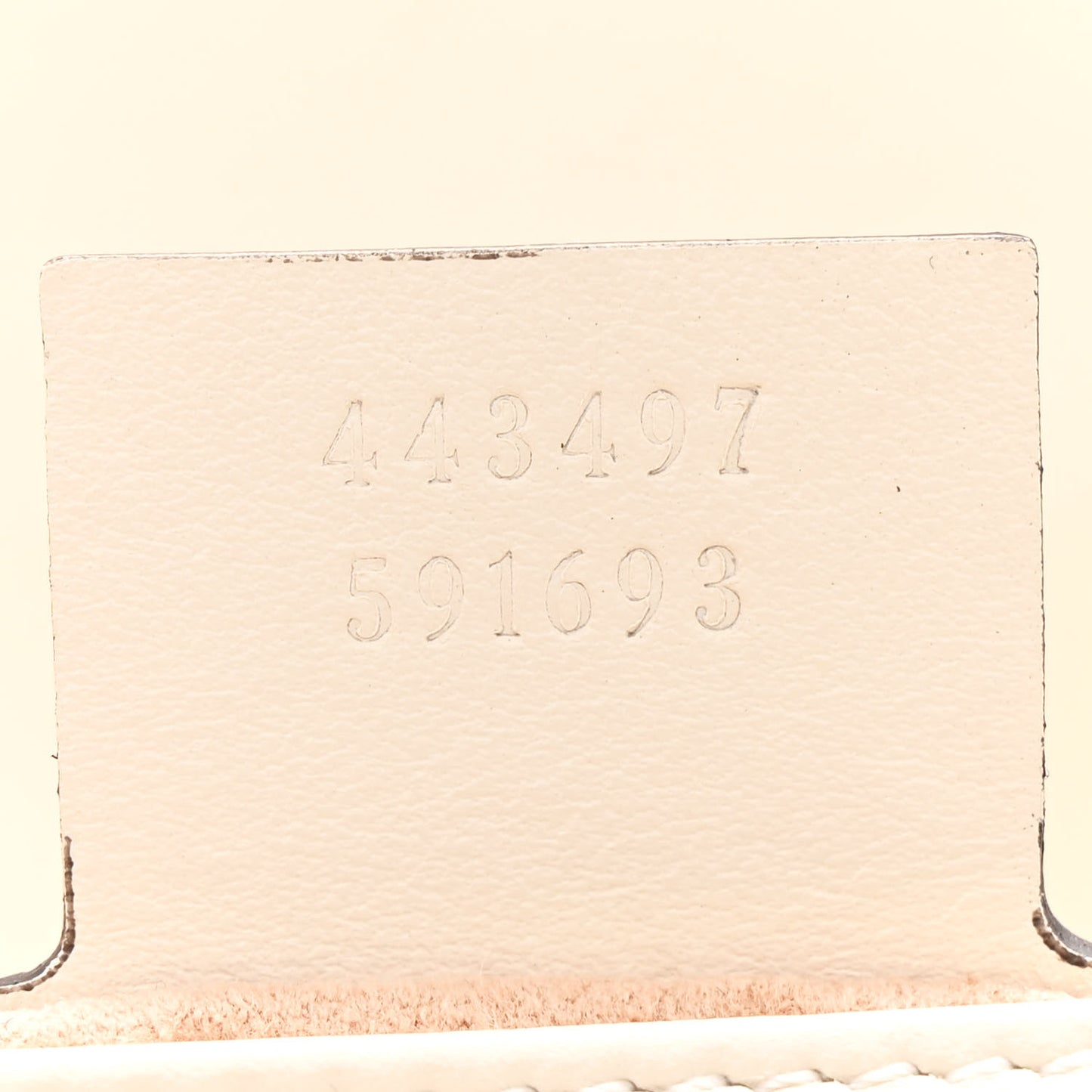 Calfskin Matelasse Small GG Marmont Shoulder Bag White