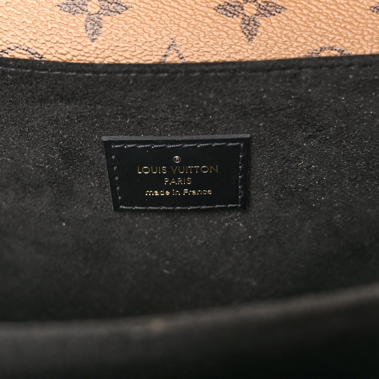 Reverse Monogram Pochette Metis