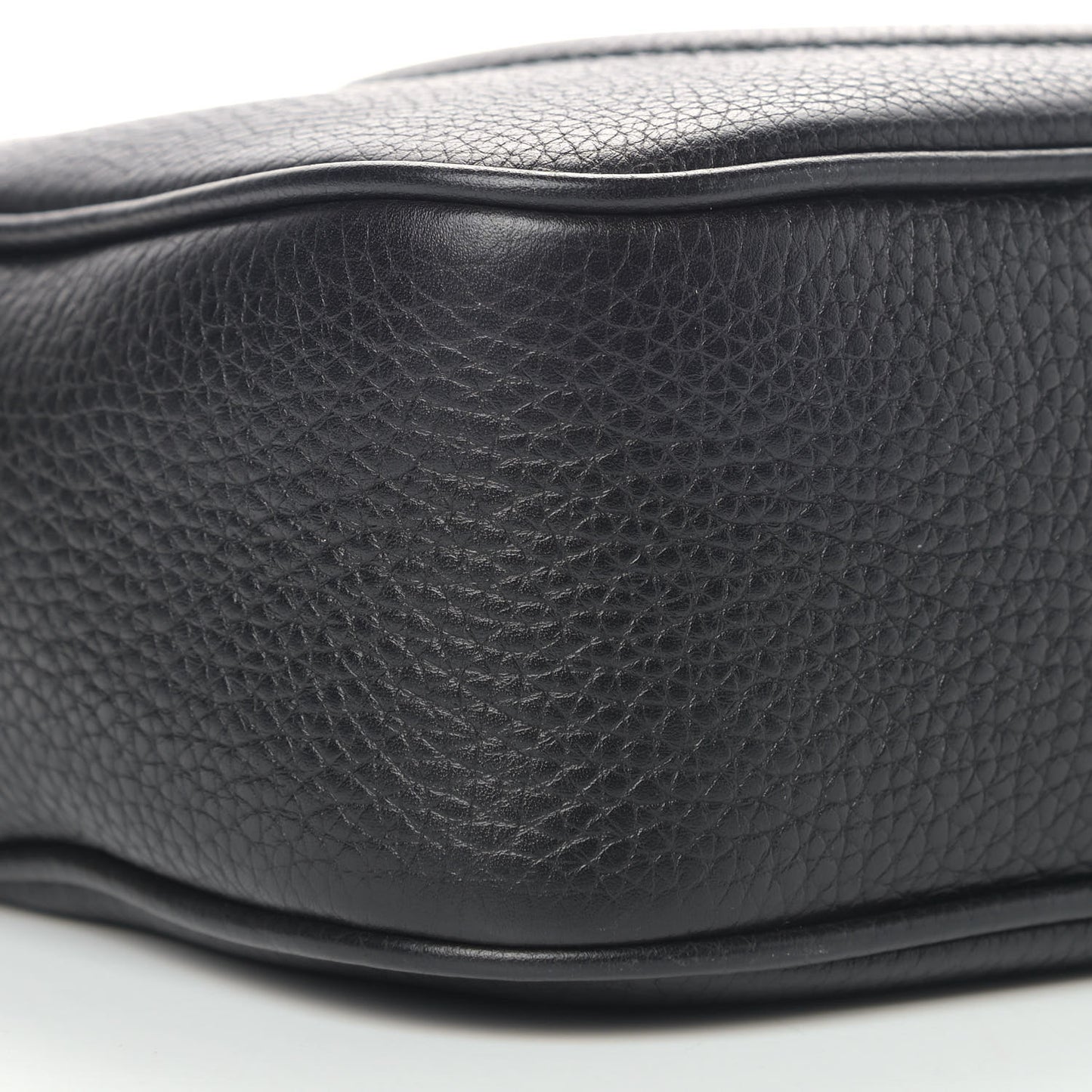 Pebbled Calfskin Small Soho Disco Bag Black