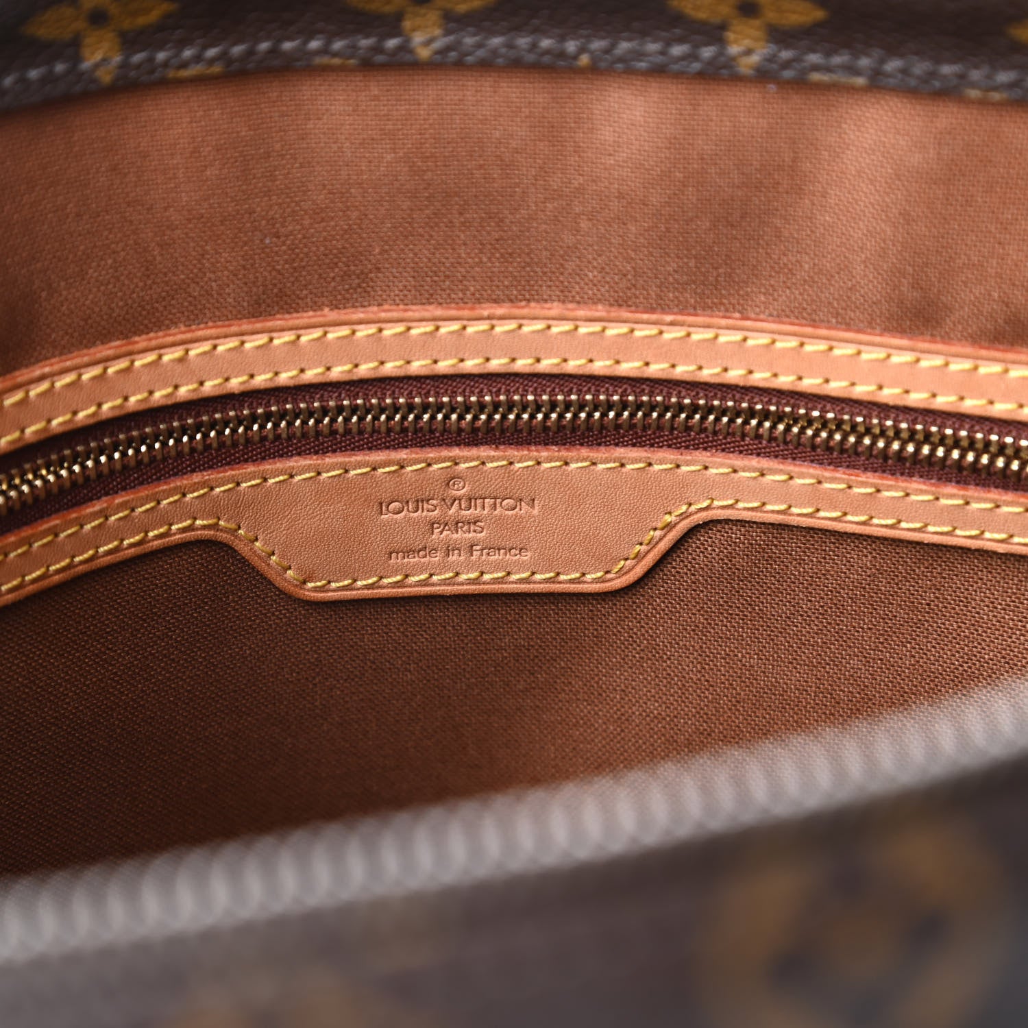 Louis Vuitton Monogram Cabas Mezzo 8 of 10