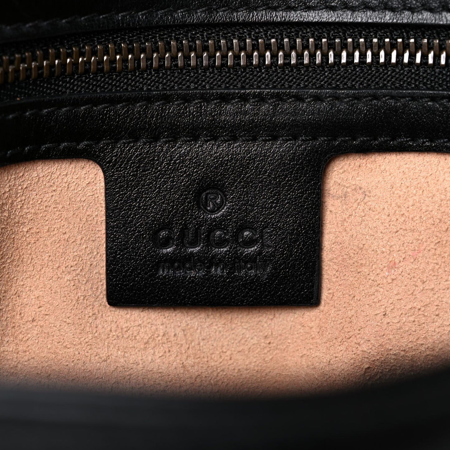 Calfskin Matelasse Medium GG Marmont Shoulder Bag Black