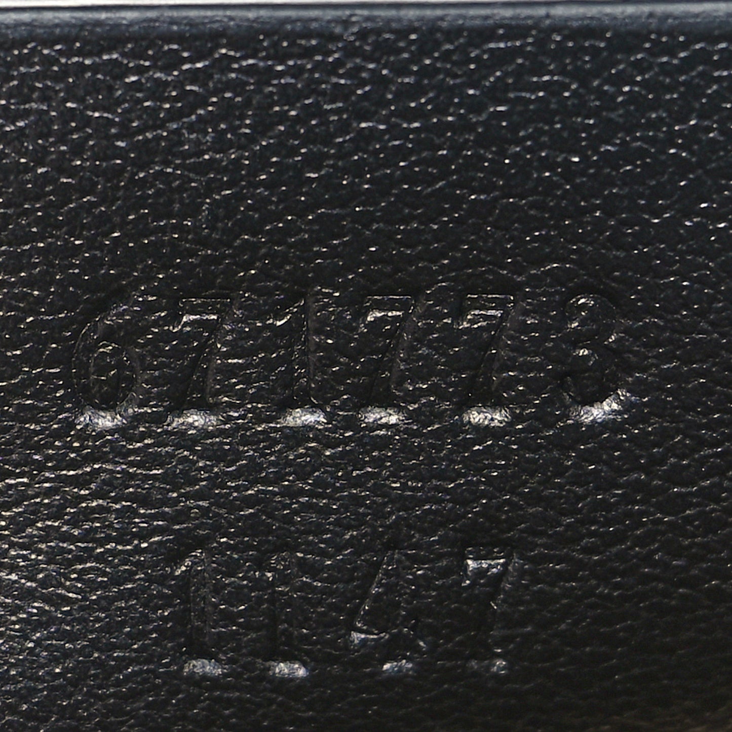 Calfskin Matelasse GG Marmont Key Case Black