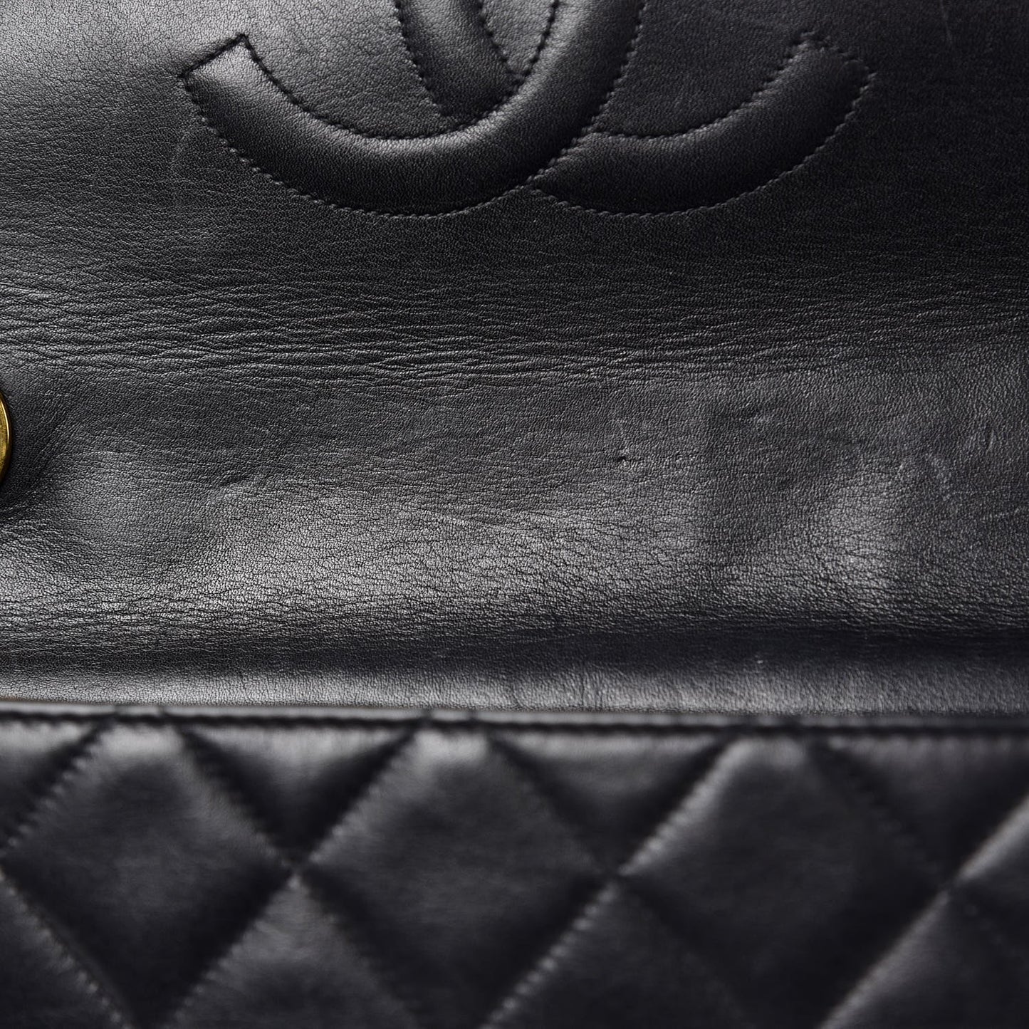 Lambskin Quilted XL Jumbo Single Flap Black