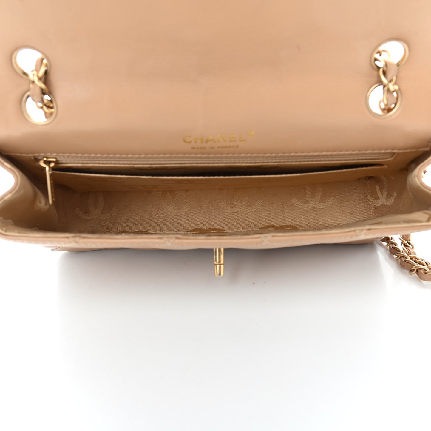 Calfskin Quilted Medium Wild Stitch Flap Beige