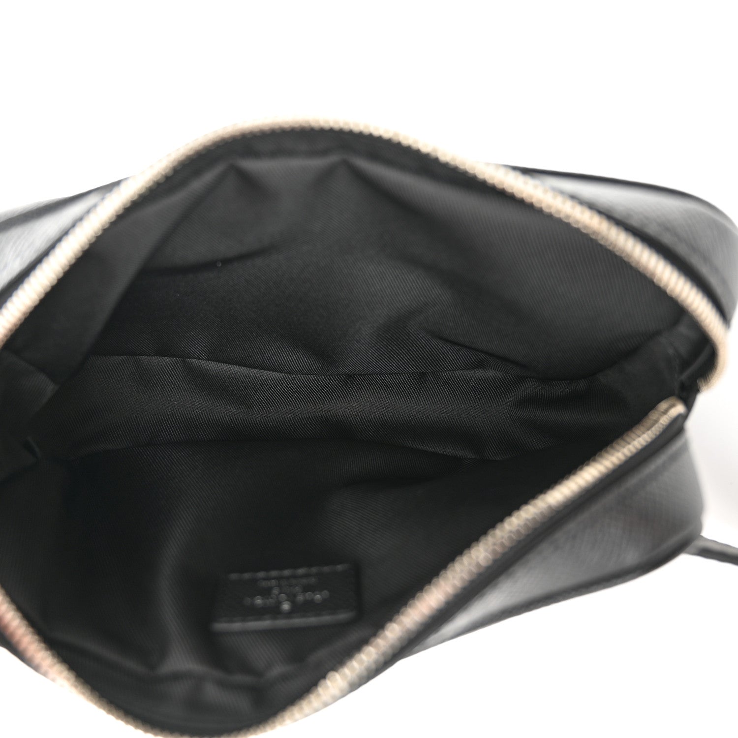 Louis Vuitton LOUIS VUITTON Taiga Monogram Outdoor Bumbag Black 5 of 9