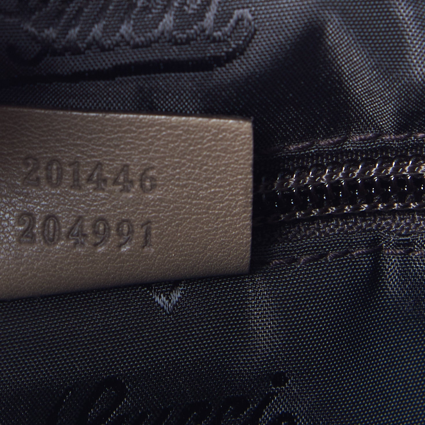 Gucci Guccissima Large Flat Messenger Bag Camelia 9 of 9