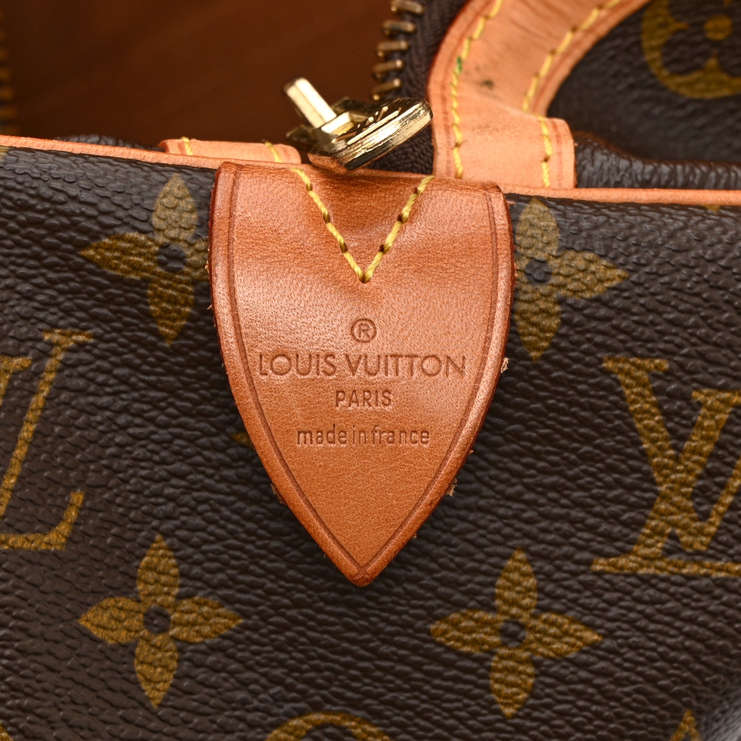 Louis Vuitton Monogram Sac Souple 35 6 of 10