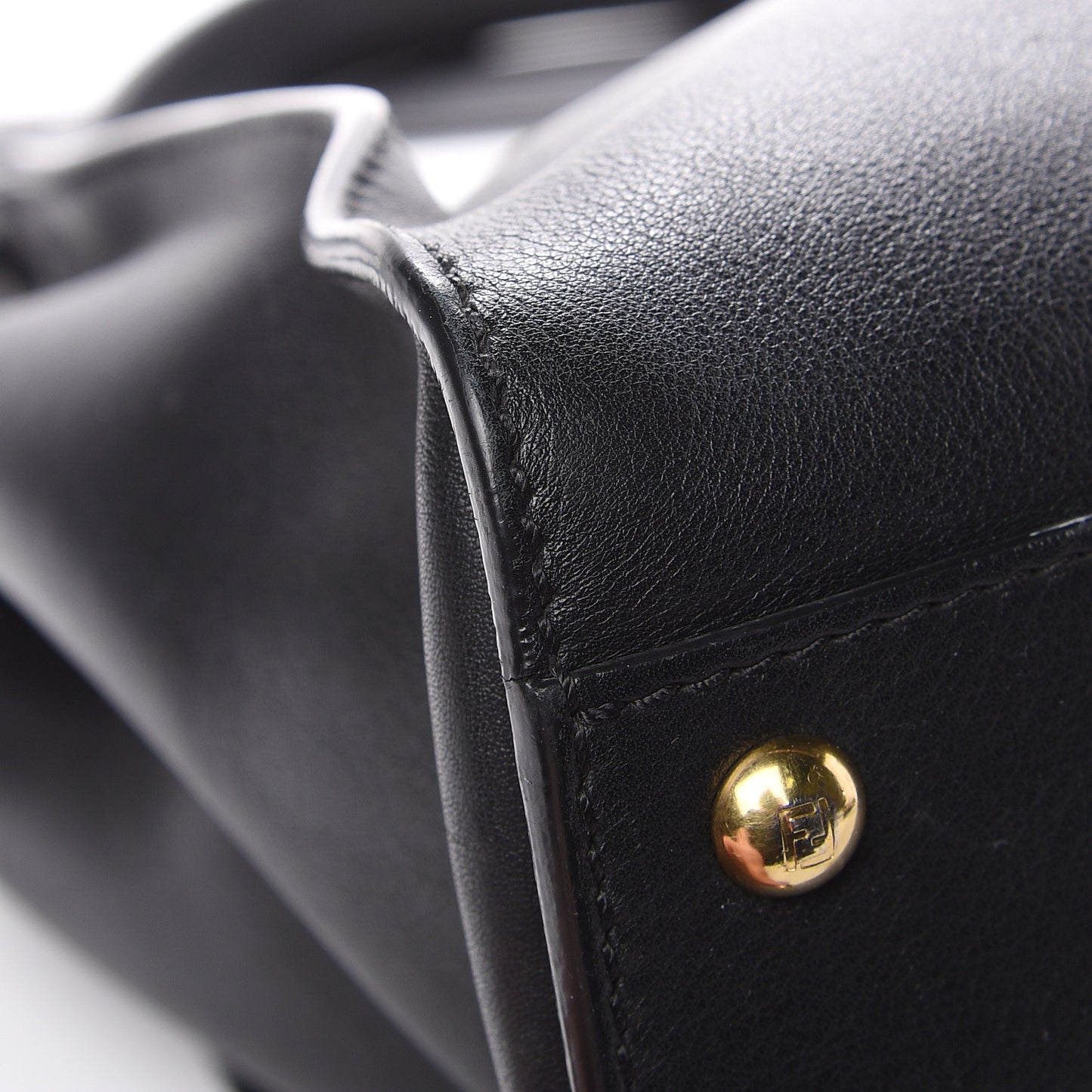 Vitello Seta Shiny Nappa Medium Peekaboo Iconic Satchel Black