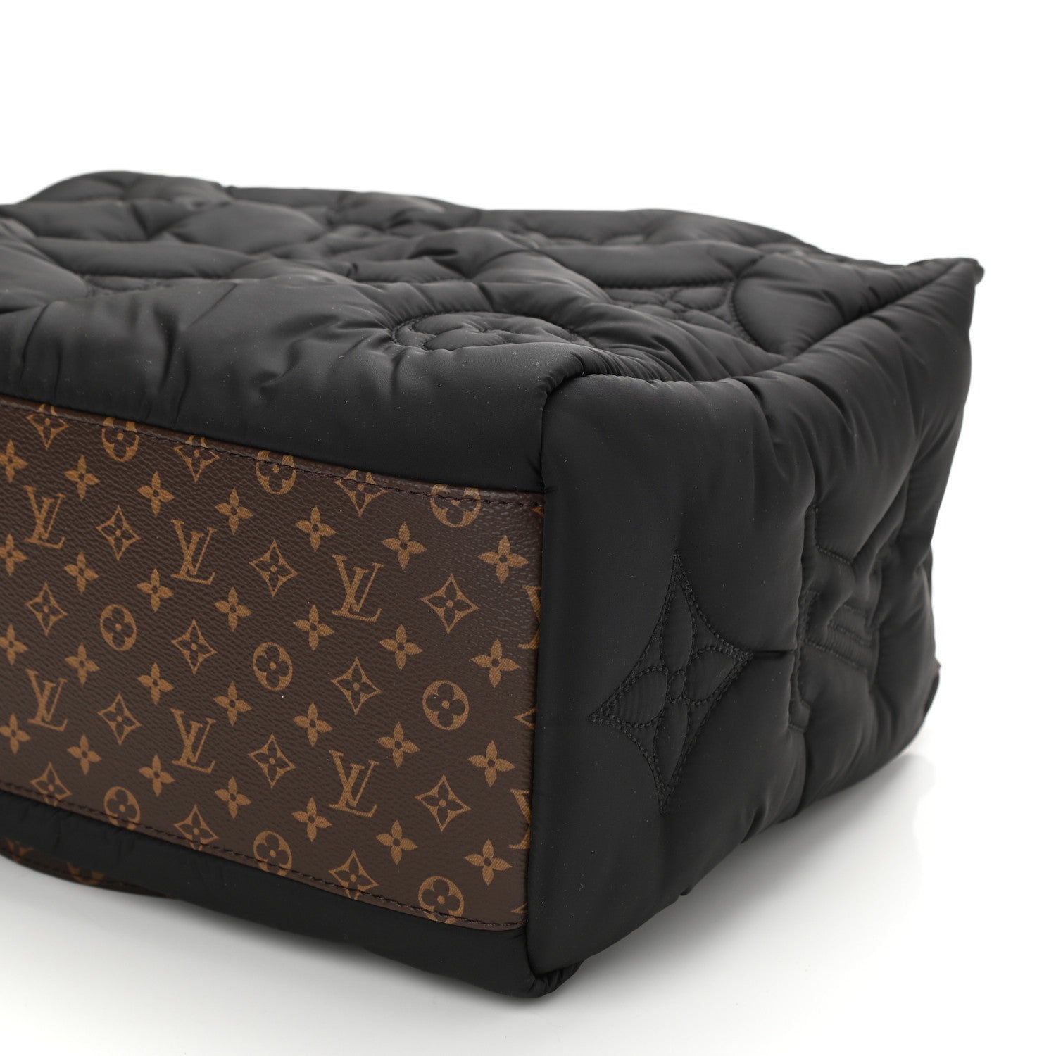 Louis Vuitton Econyl Monogram Pillow Giant Onthego MM Black 6 of 6