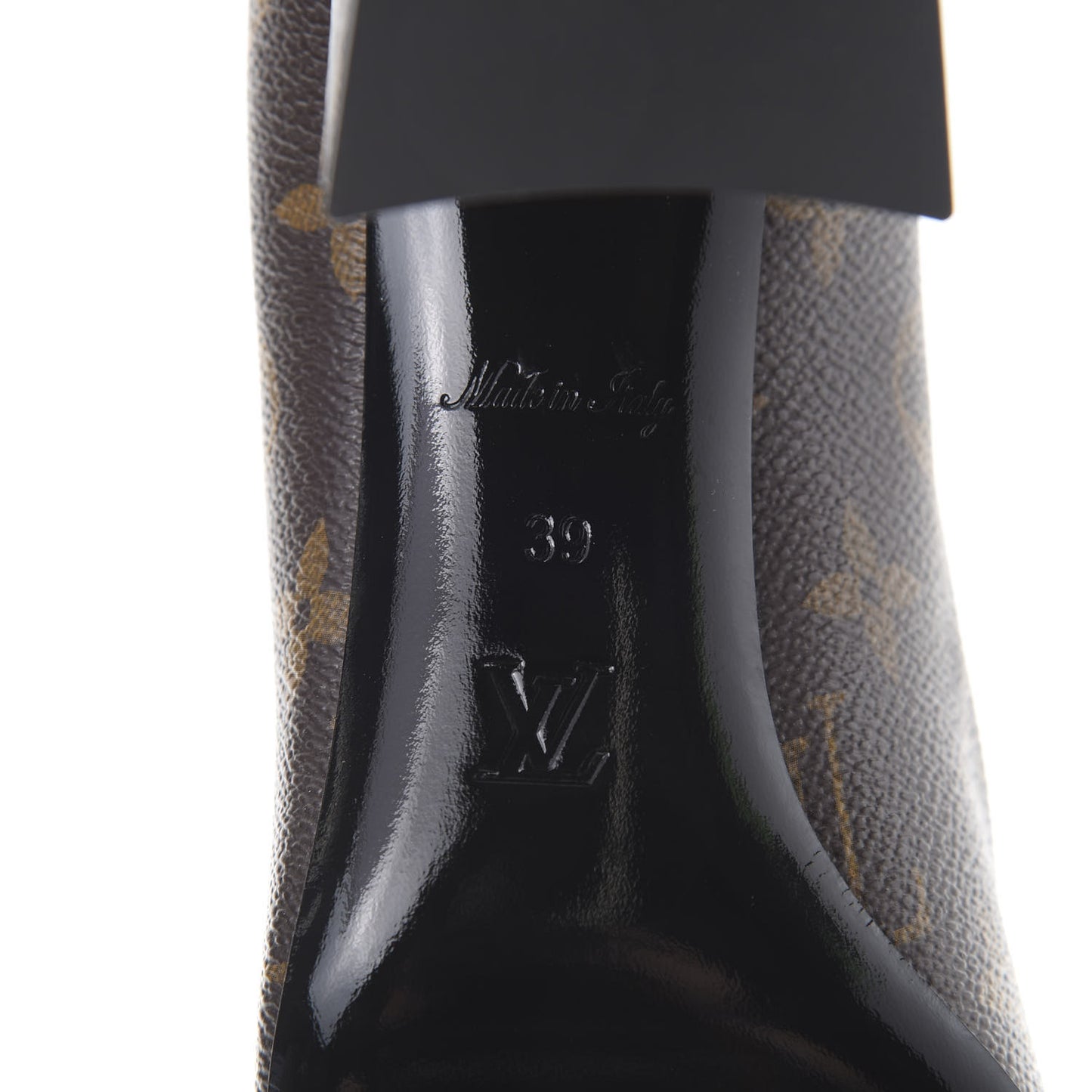 Monogram Madeleine Pumps 39