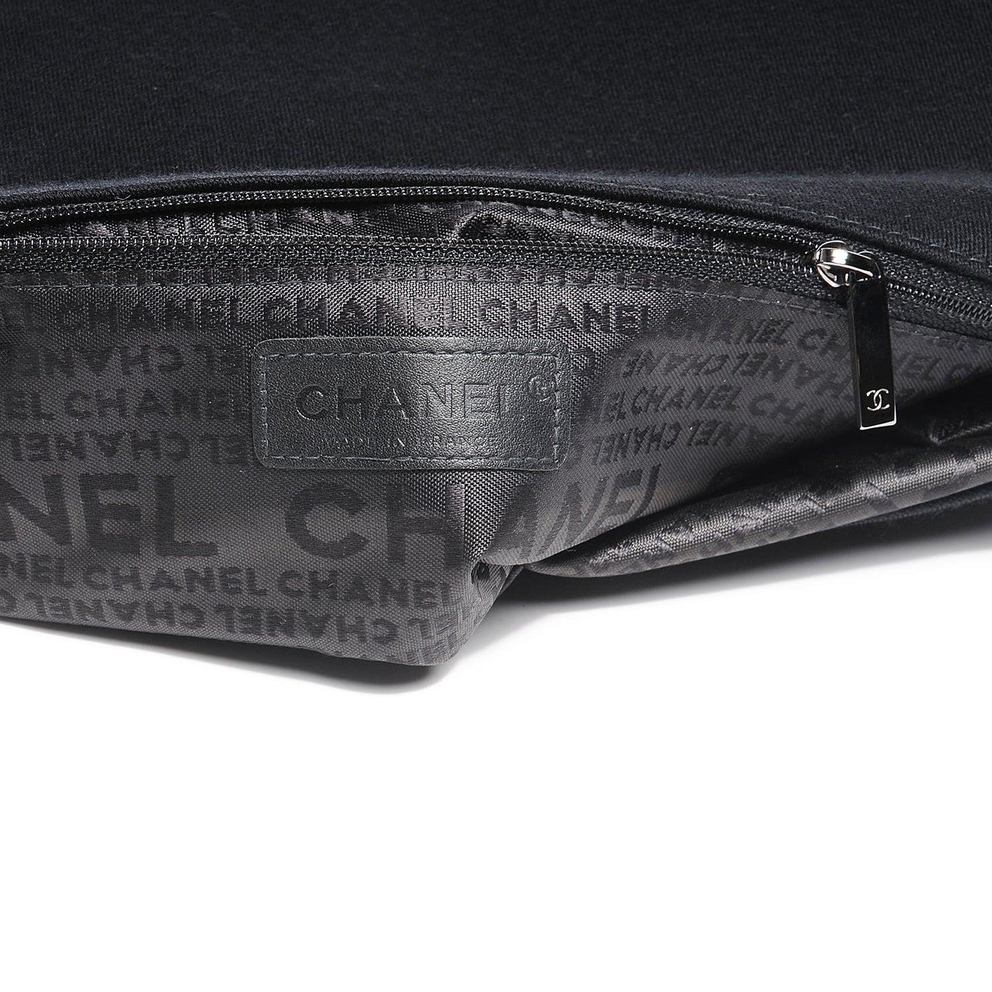 Jersey CC Pyramid Stud Flap Black