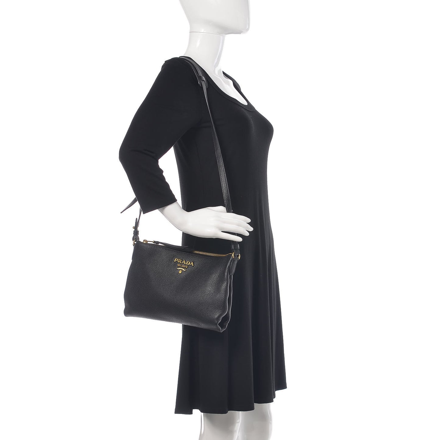Vitello Daino Crossbody Bag Black