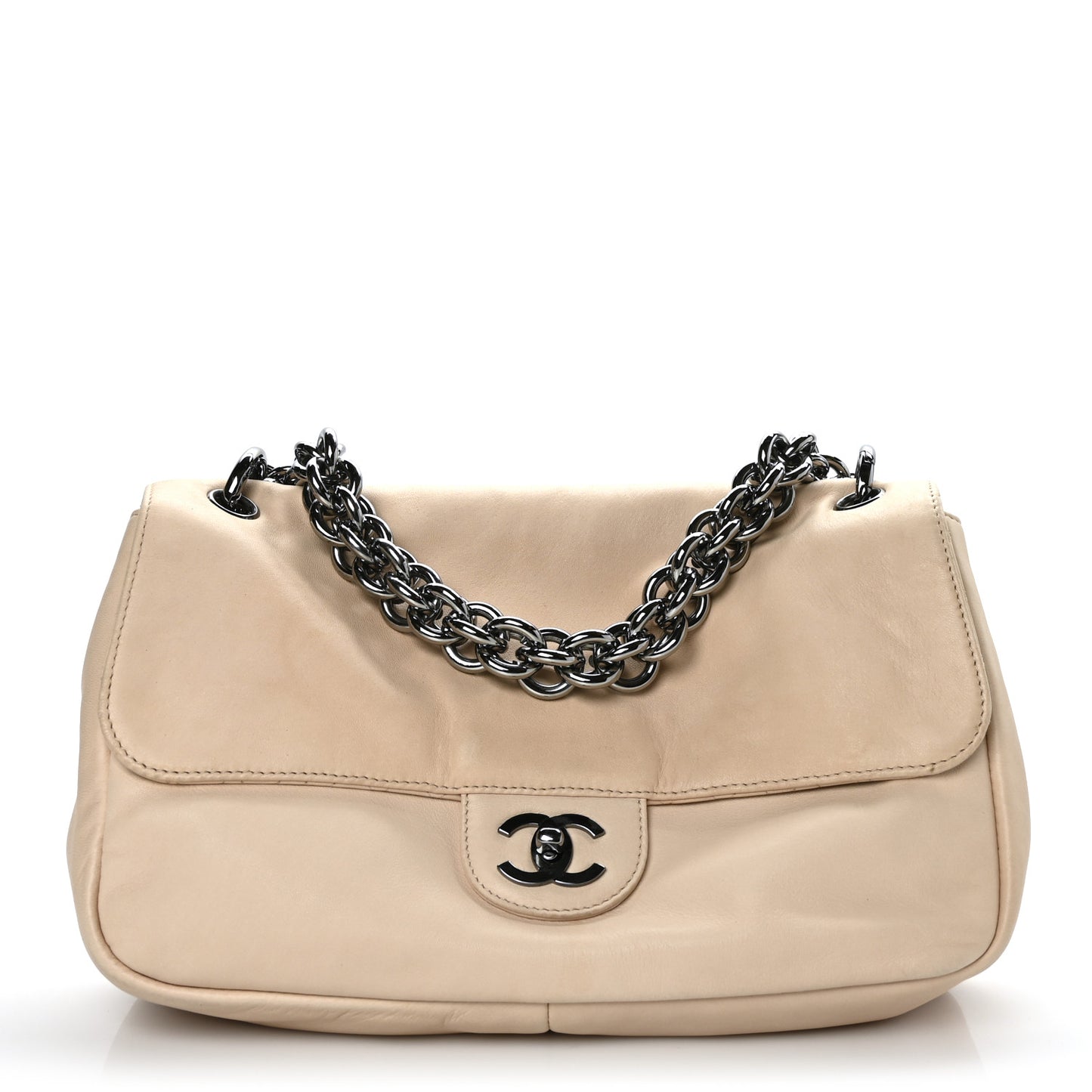 Lambskin Medium Soft and Chain Flap Beige