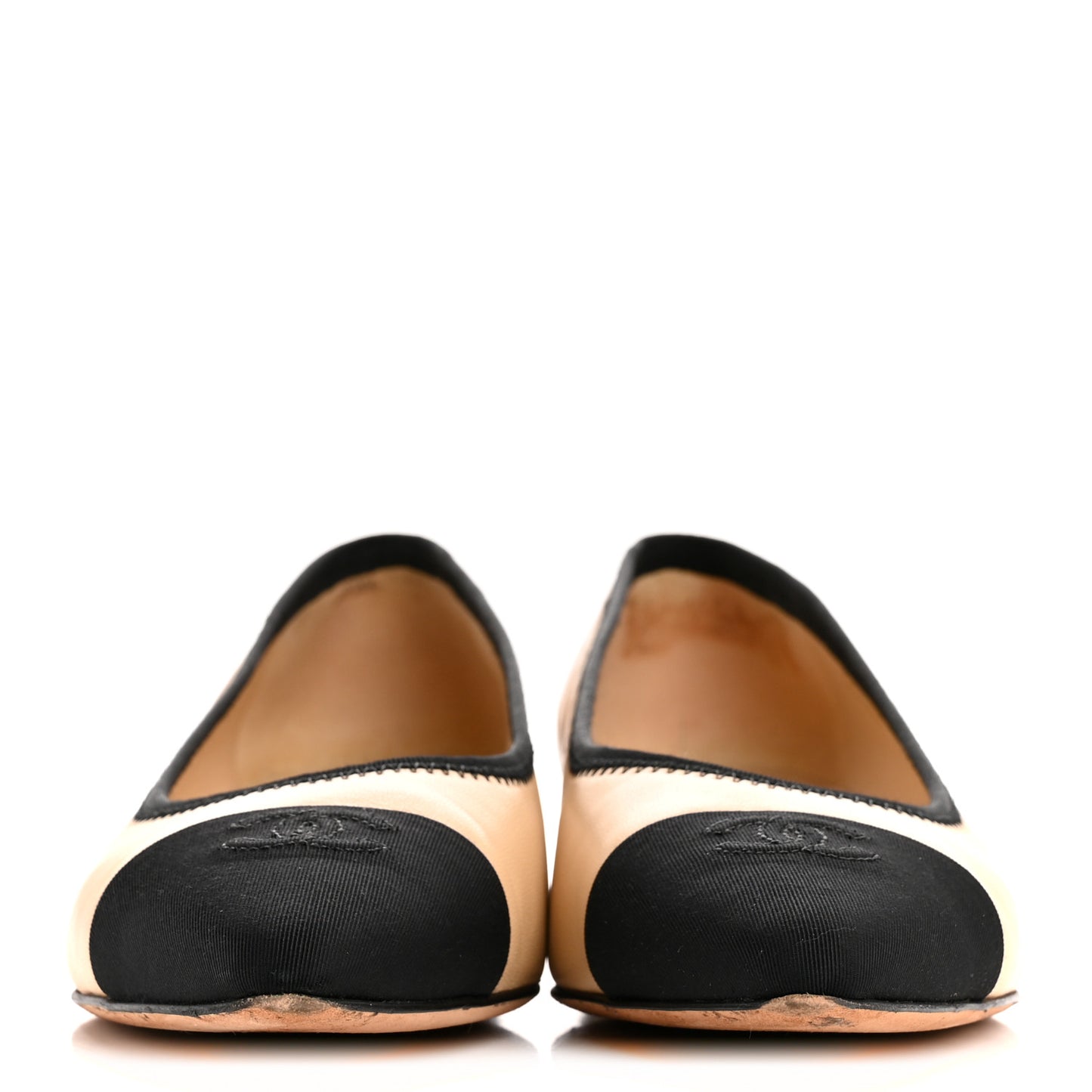 Lambskin Grossgrain Cap Toe Chain CC Flats 39 Beige Black