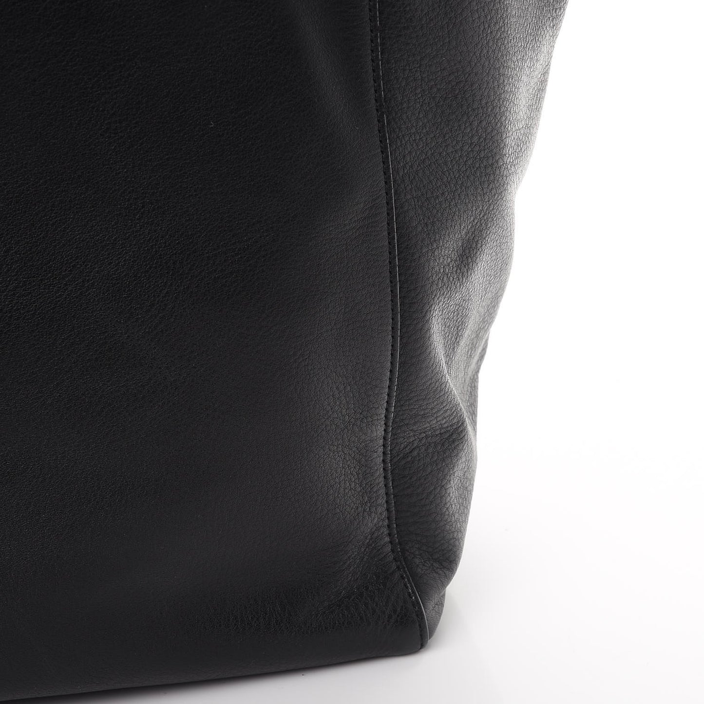Soft Grained Calfskin Small Belt Cabas Phantom Black