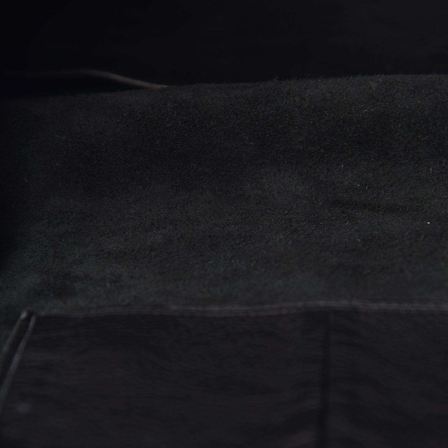Veau Papier A3 Tote Black