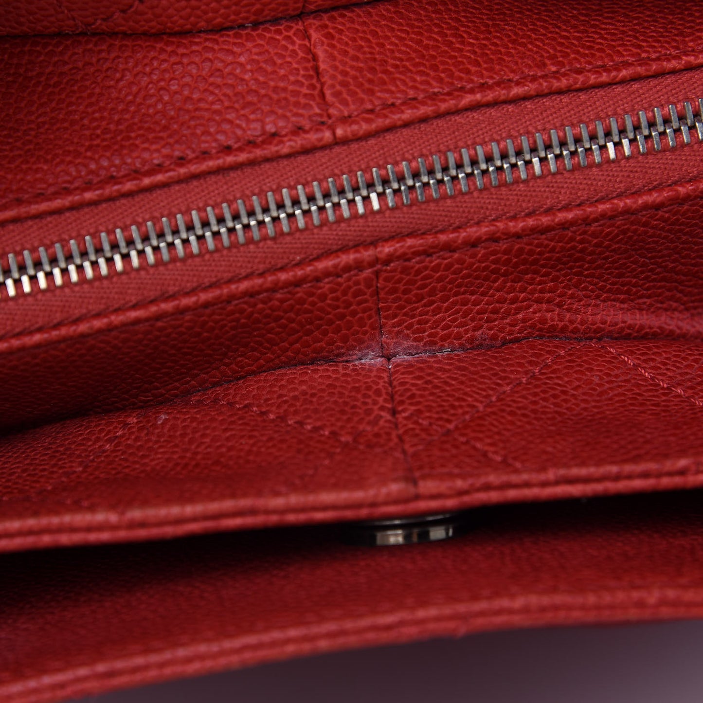 Caviar Quilted Simply CC Tote Red