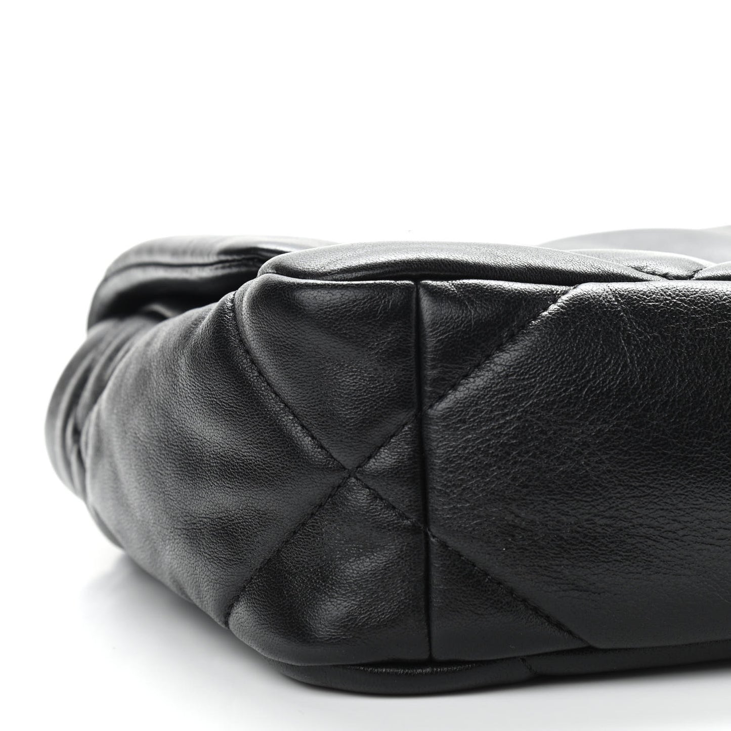 Lambskin Quilted Medium Chanel 19 Flap Black