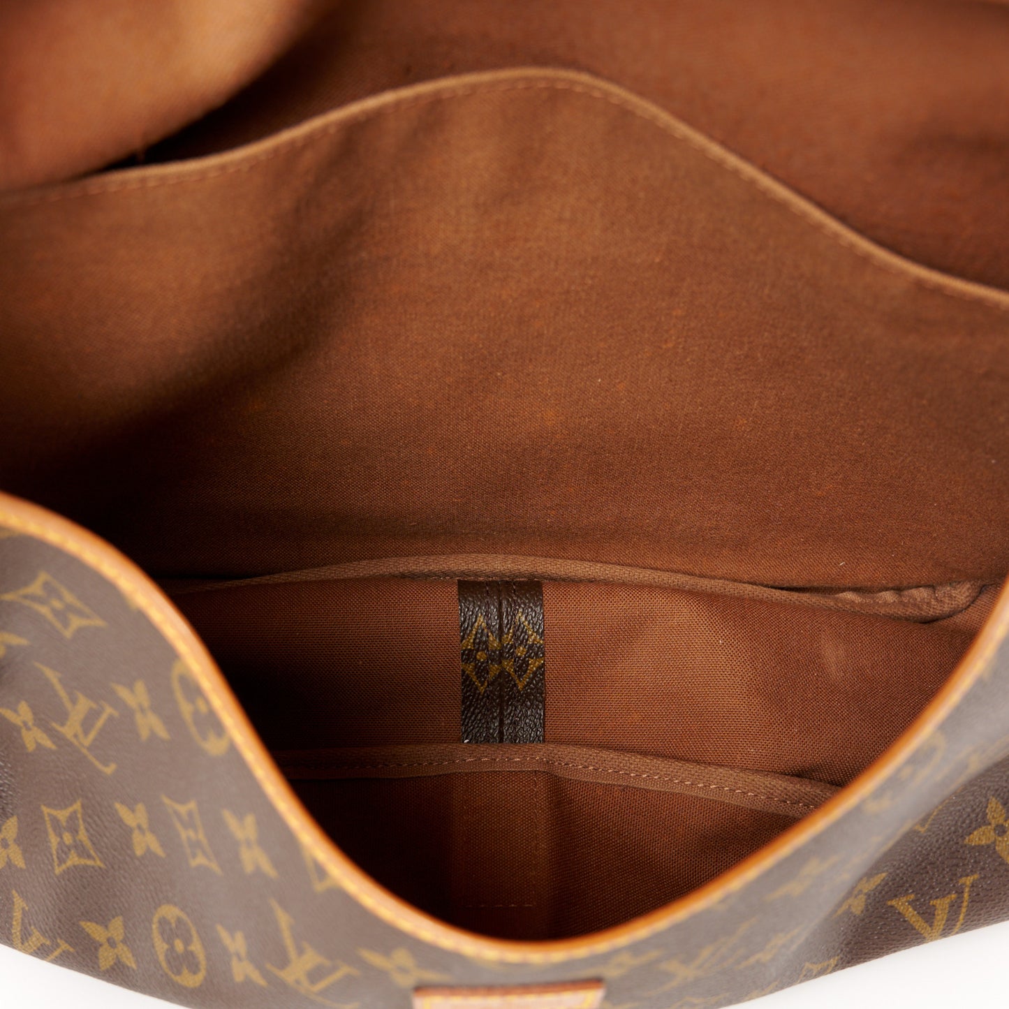 Monogram Saumur 35