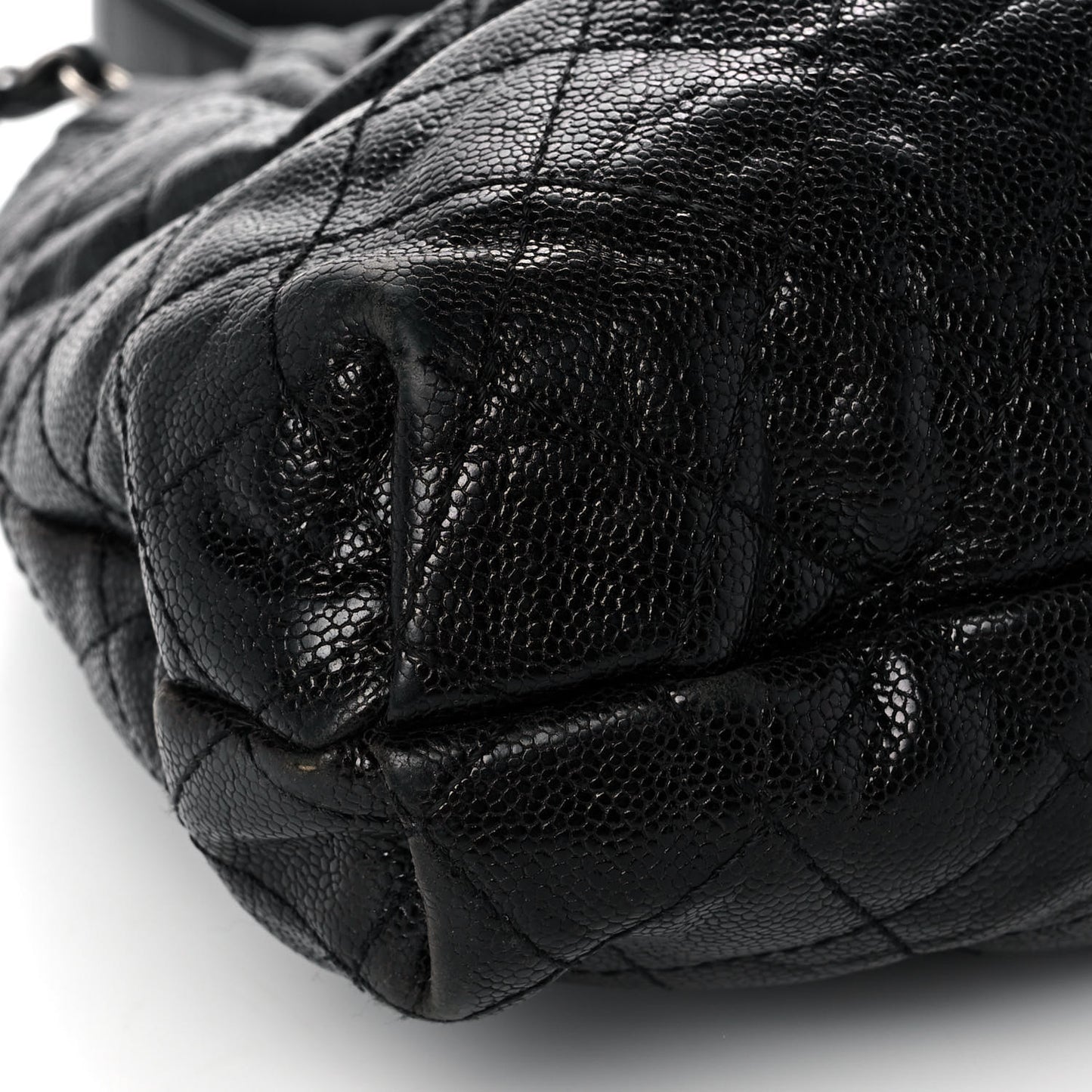 Distressed Glazed Caviar Quilted Medium Elastic Tote Black