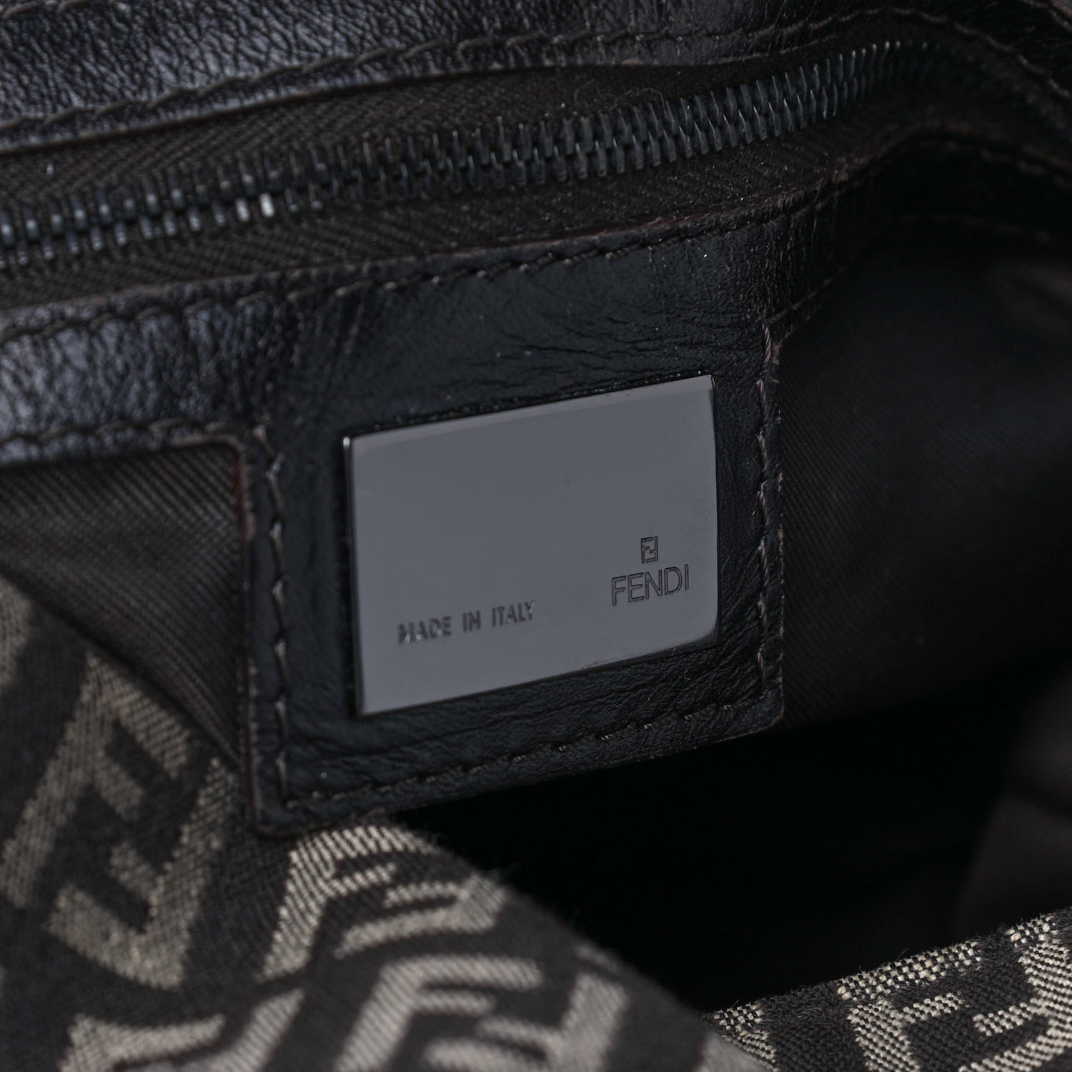 Fendi Zucchino Vitello Mama Baguette Testa di Moro Beige 15 of 26