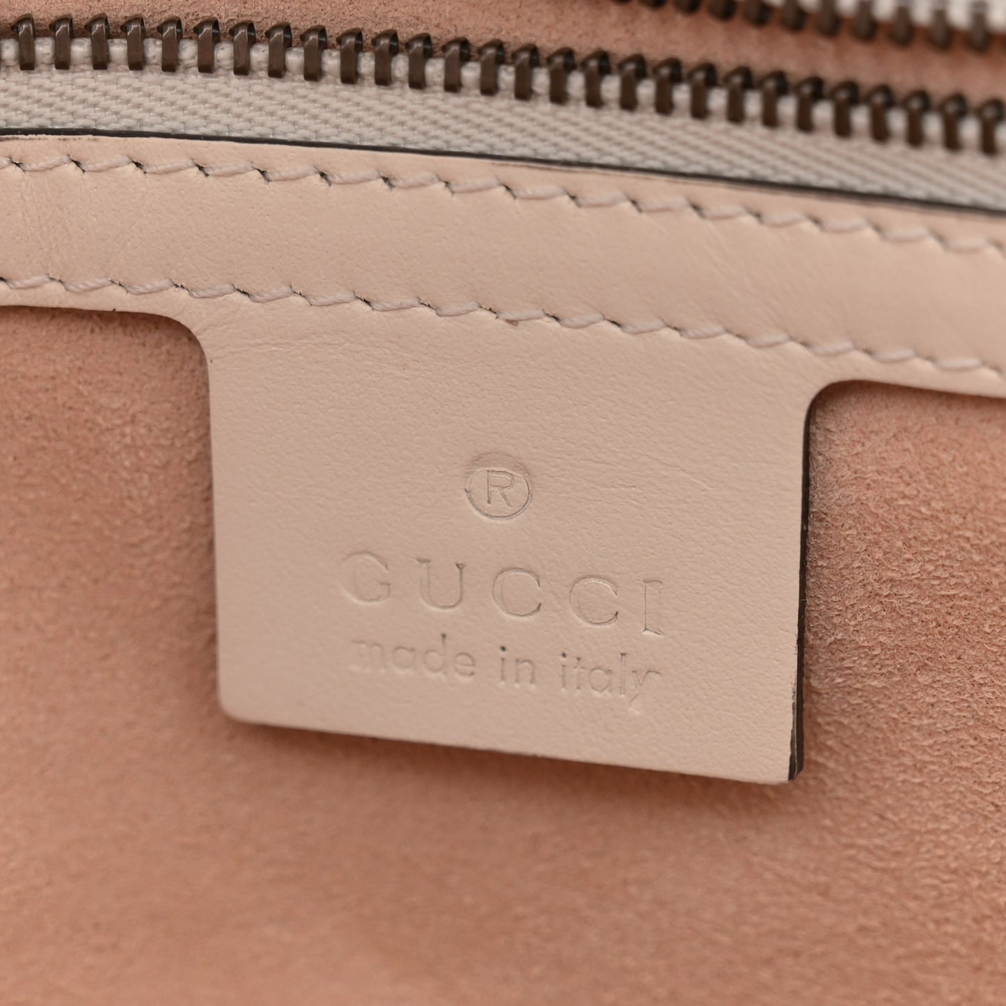 Calfskin Matelasse Small GG Marmont Shoulder Bag White