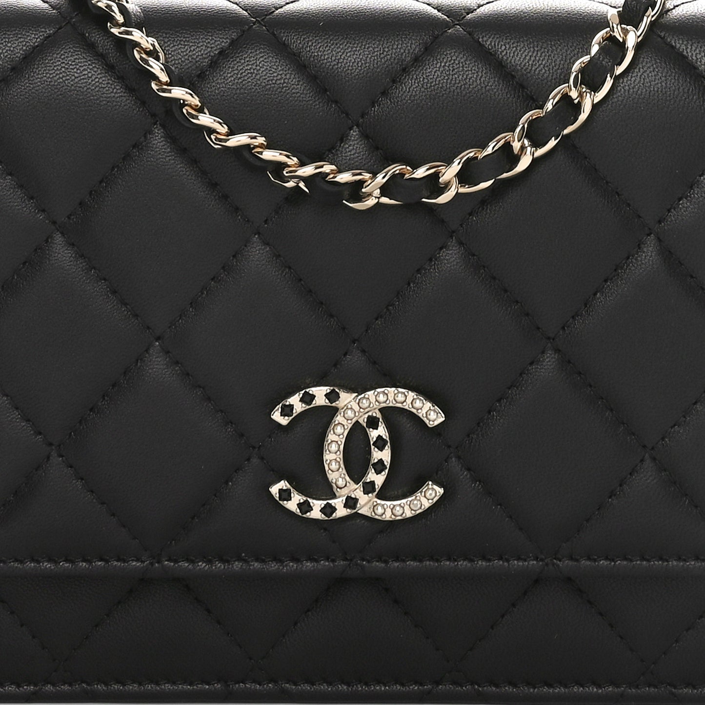 Lambskin Pearl Strass Quilted CC Wallet on Chain WOC Black