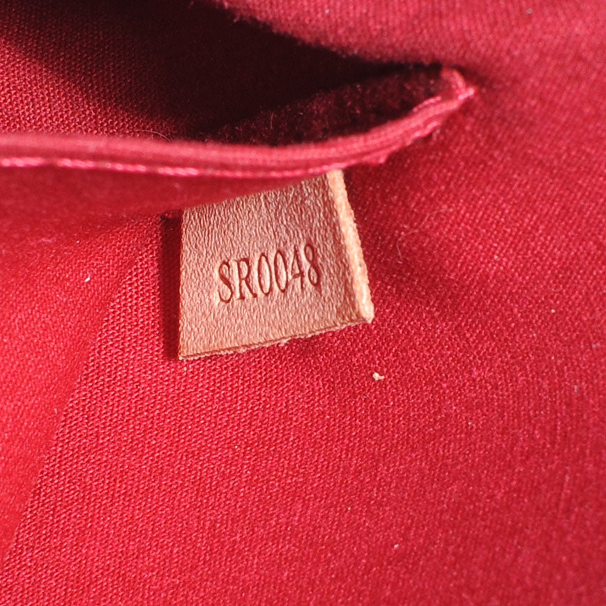 Louis Vuitton Vernis Roxbury Drive Pomme D'Amour 8 of 8