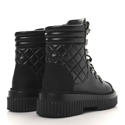 Chanel Calfskin Grosgrain Quilted Lace Up Boots 35 Black Grey 5 of 9