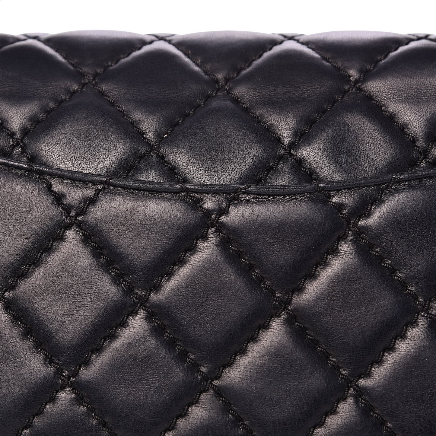 Lambskin Quilted Medium Easy Carry Flap Black