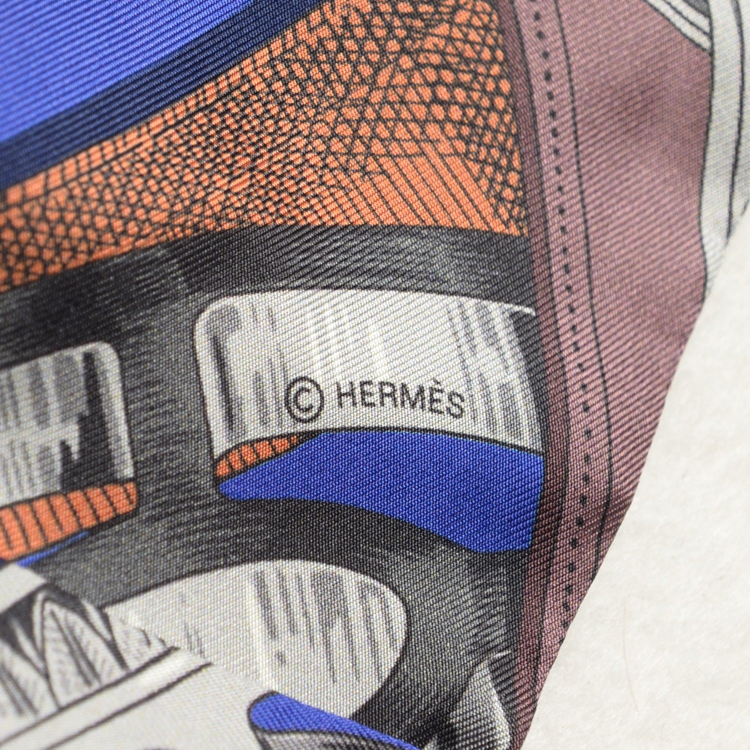 Hermes Silk Cavalcadour Maxi Twilly Indigo Vert Marron 5 of 5