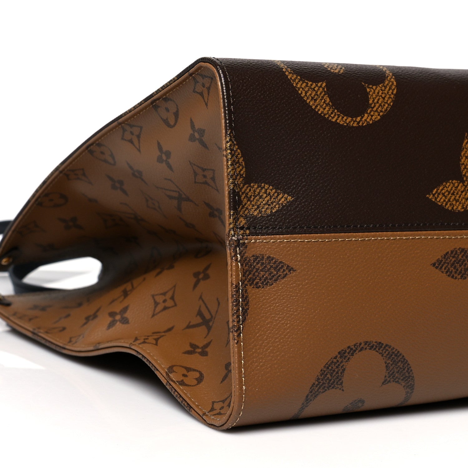 Louis Vuitton Reverse Monogram Giant Onthego GM 8 of 9