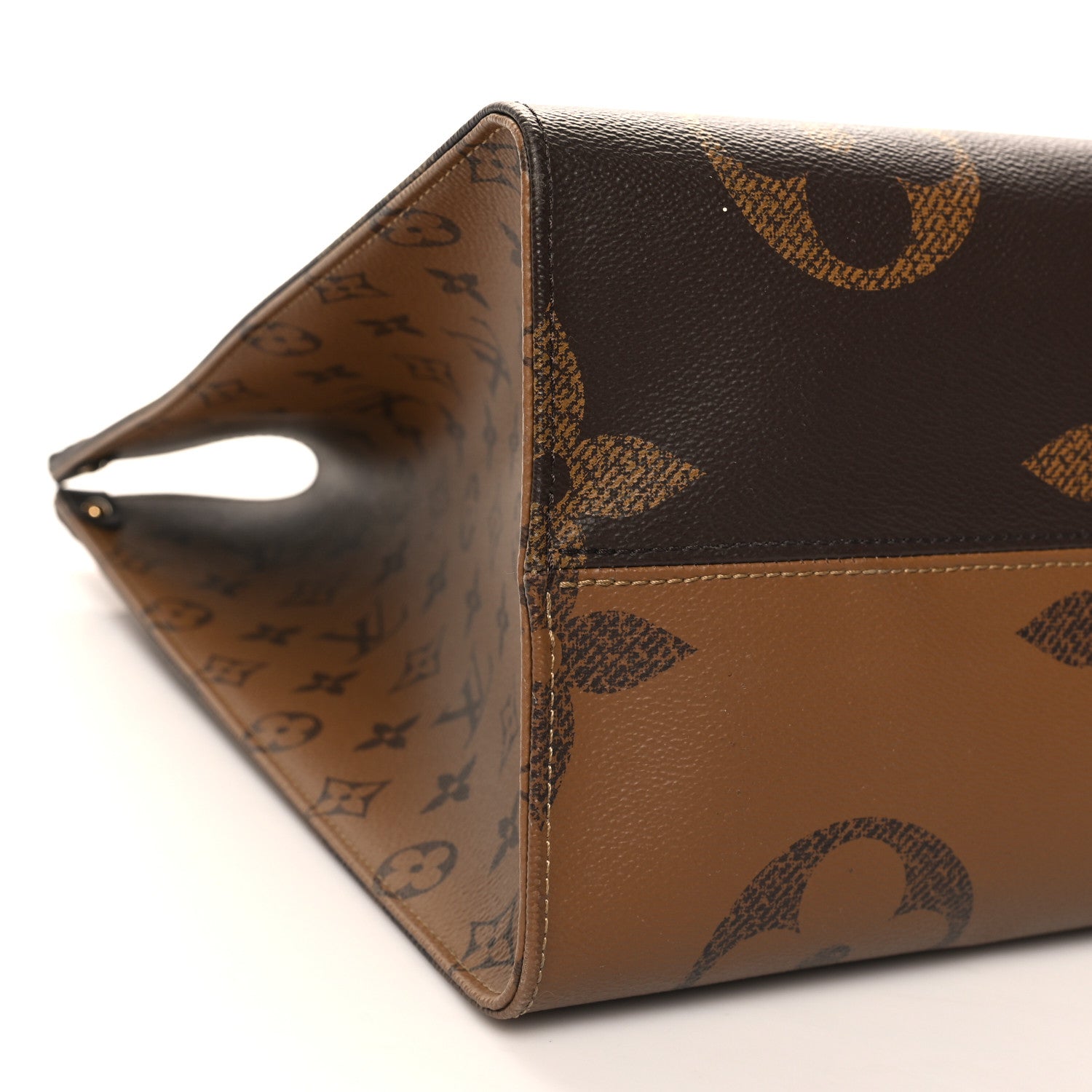 Louis Vuitton Reverse Monogram Giant Onthego GM 8 of 10