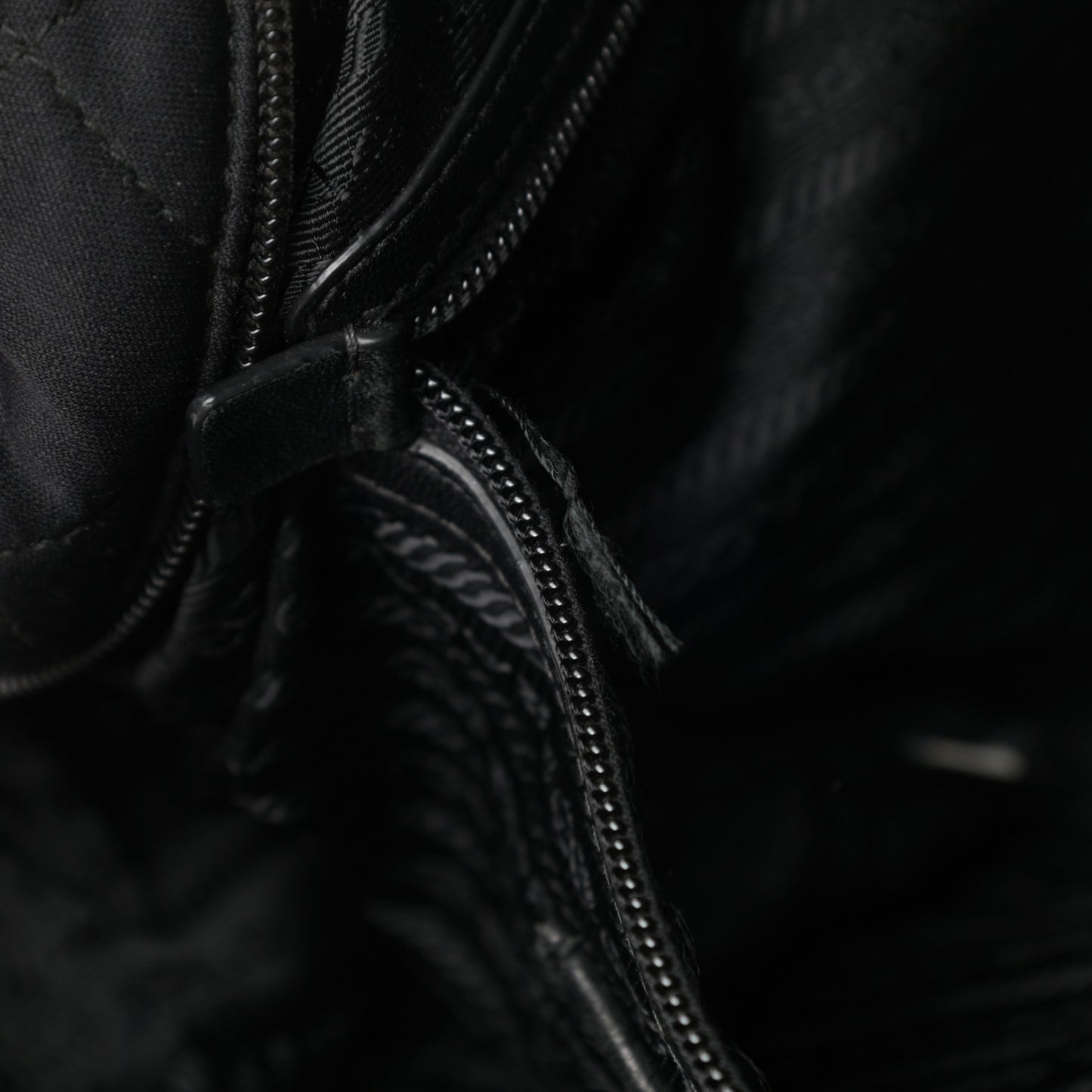 Nylon Tessuto Impuntu Quilted Bowler Black