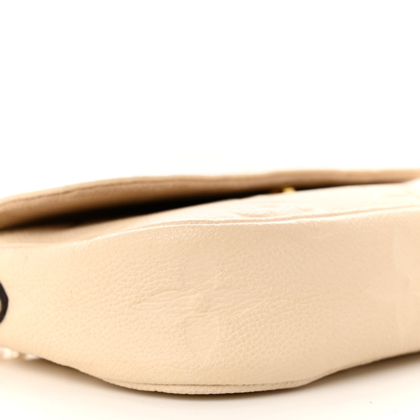 Empreinte Monogram Giant Ivy Wallet On Chain Cream