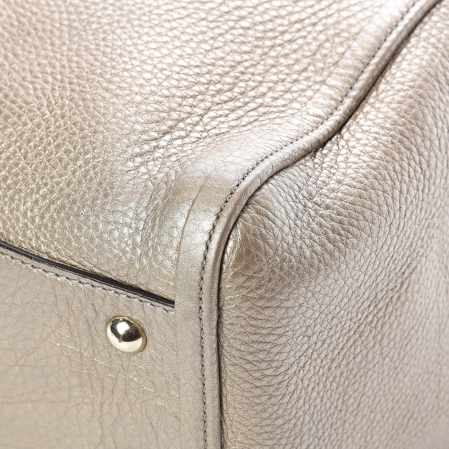 Gucci Metallic Pebbled Calfskin Medium Soho Shoulder Bag Golden Beige 10 of 13