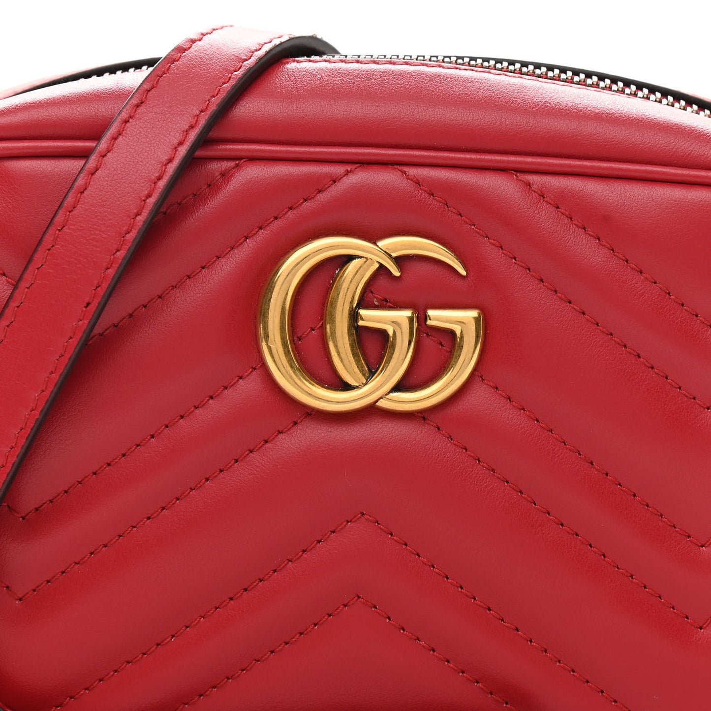 Calfskin Matelasse Mini GG Marmont Chain Shoulder Bag Hibiscus Red