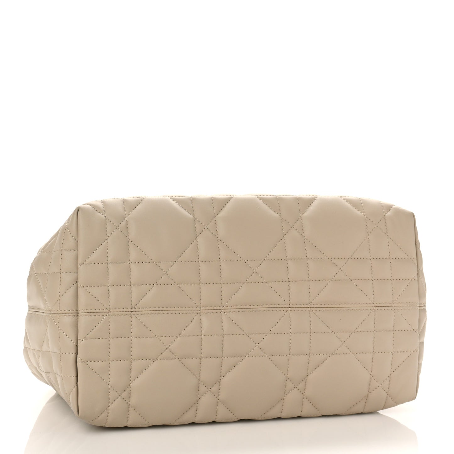 Calfskin Macrocannage Medium Toujour Powder Beige