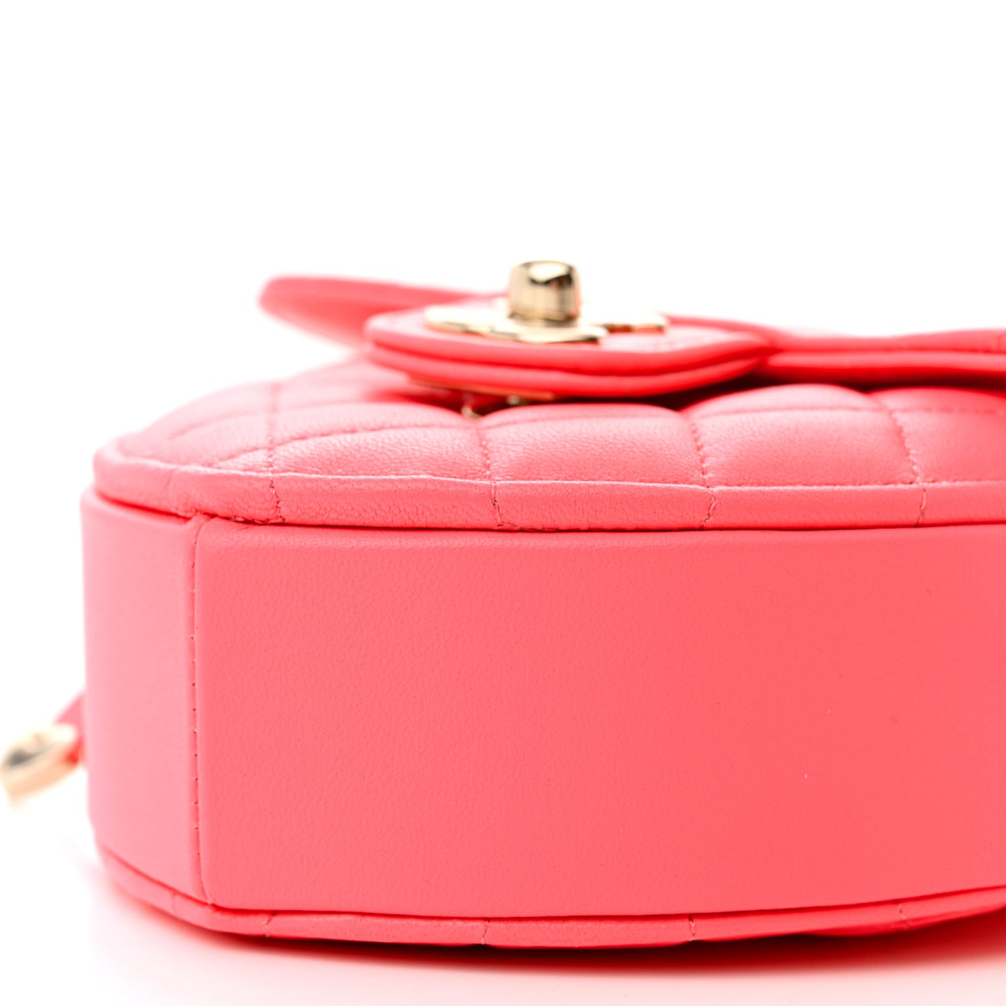 Lambskin Quilted CC In Love Heart Clutch With Chain Pink