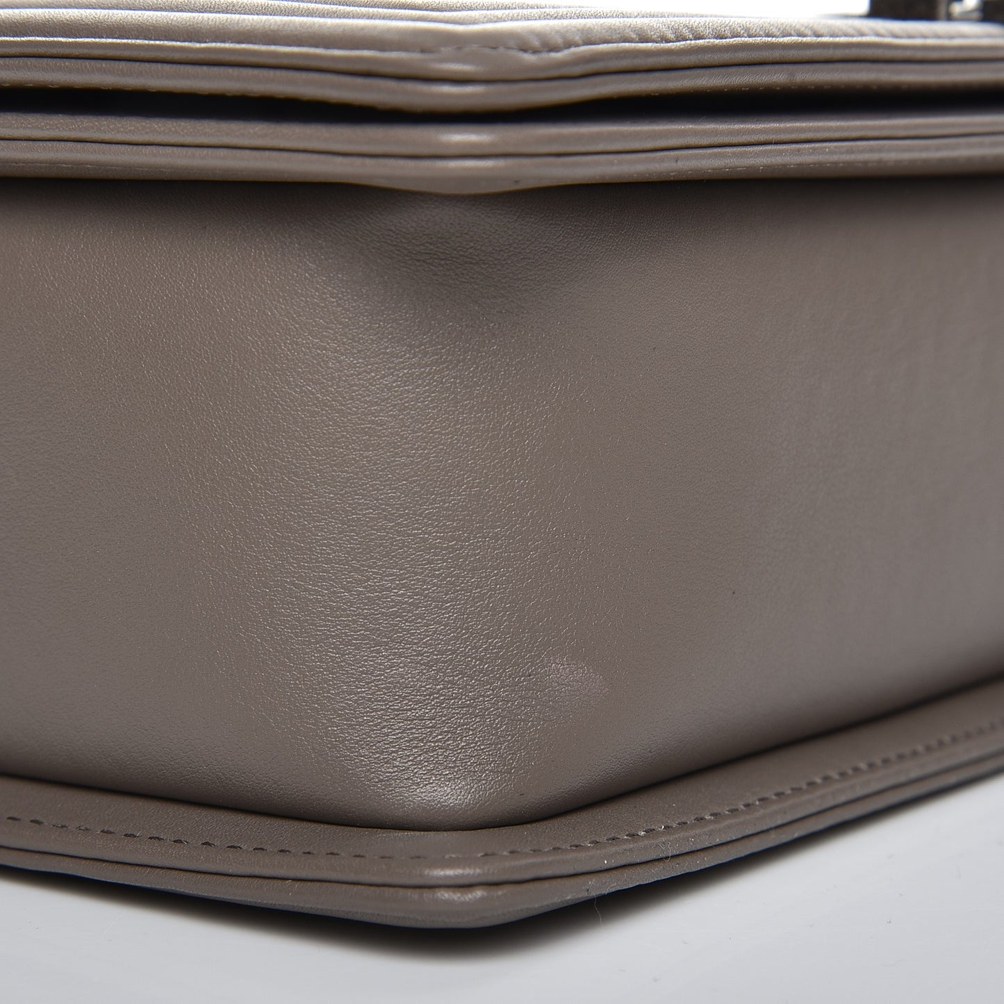 Calfskin Chevron New Medium Boy Flap Grey
