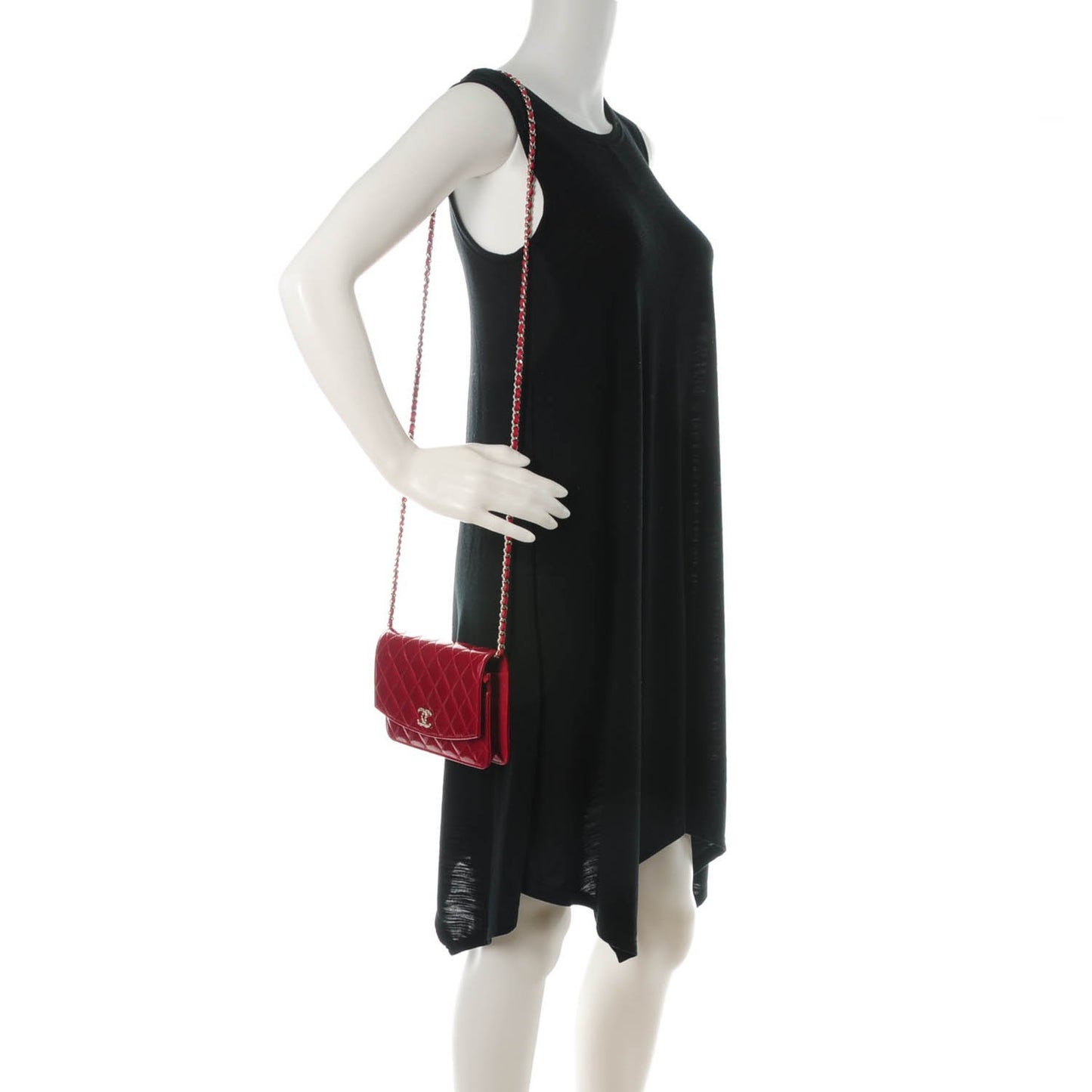Patent Quilted Brilliant Wallet On Chain WOC Red
