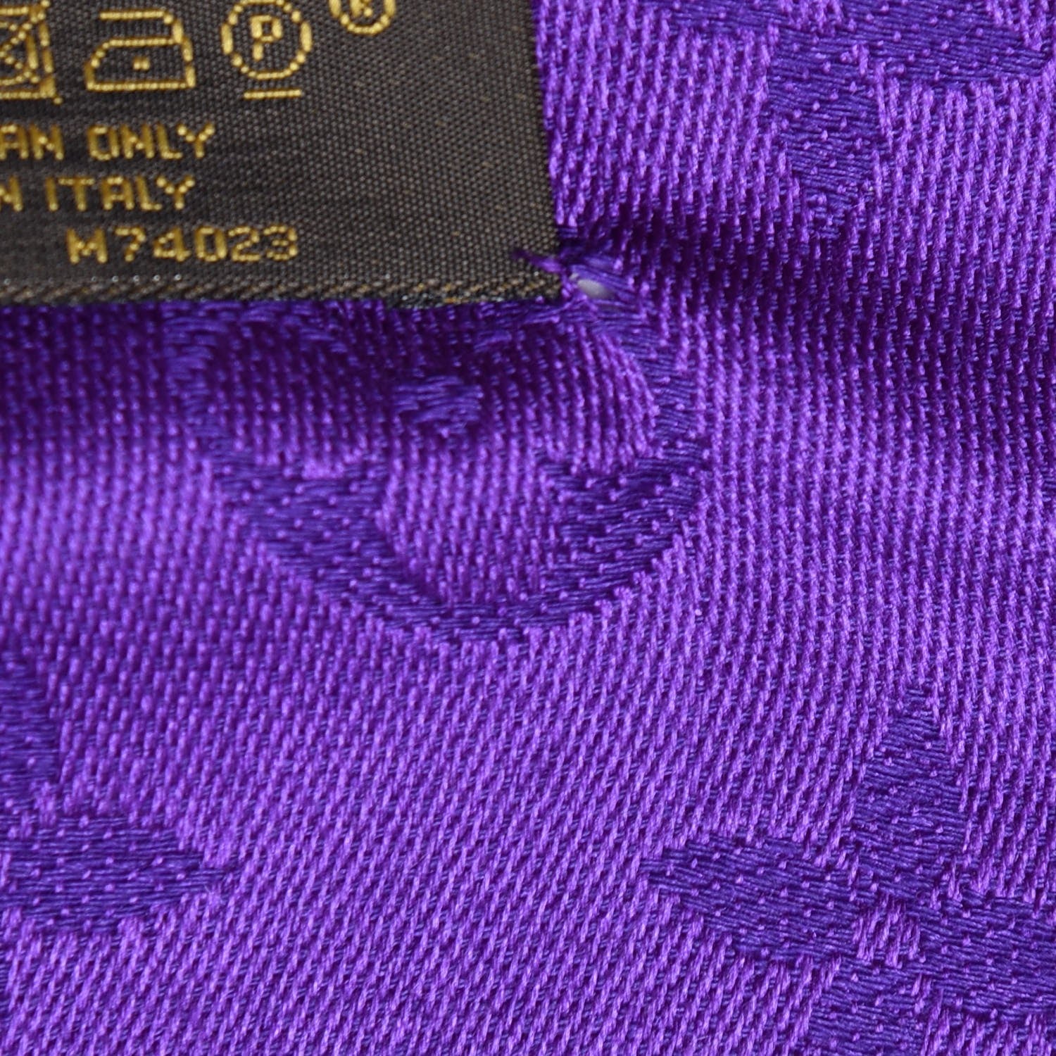 Louis Vuitton Wool Silk Monogram Shawl Amethyste 5 of 5