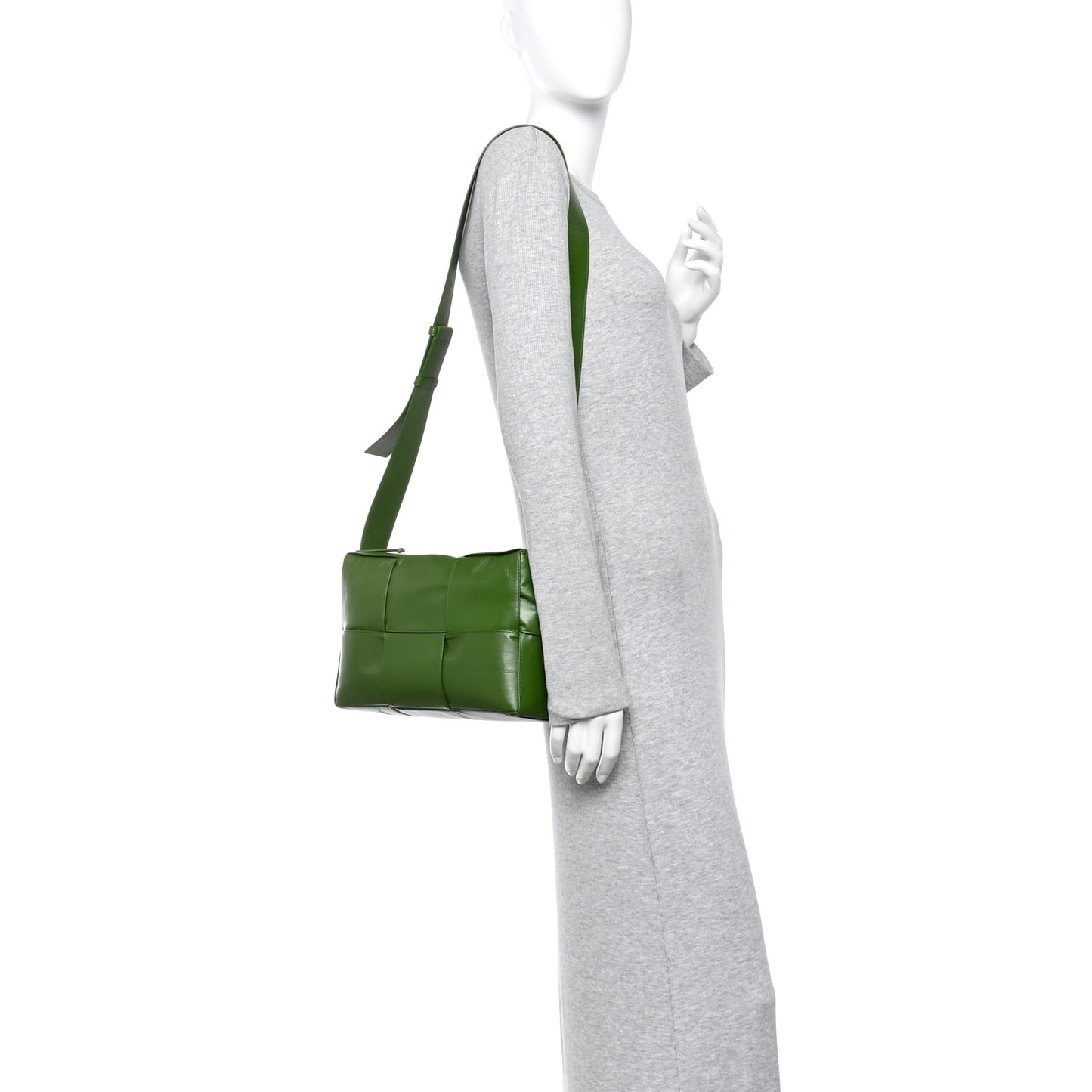Paper Calfskin Maxi Intreccio Medium Arco Camera Bag Avocado