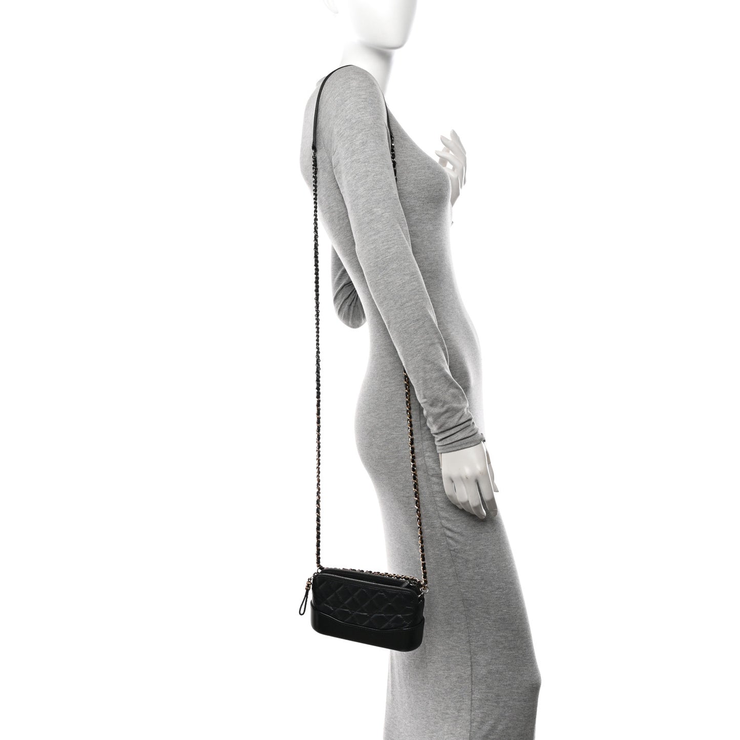 Aged Calfskin Quilted Small Gabrielle Clutch With Chain Black
