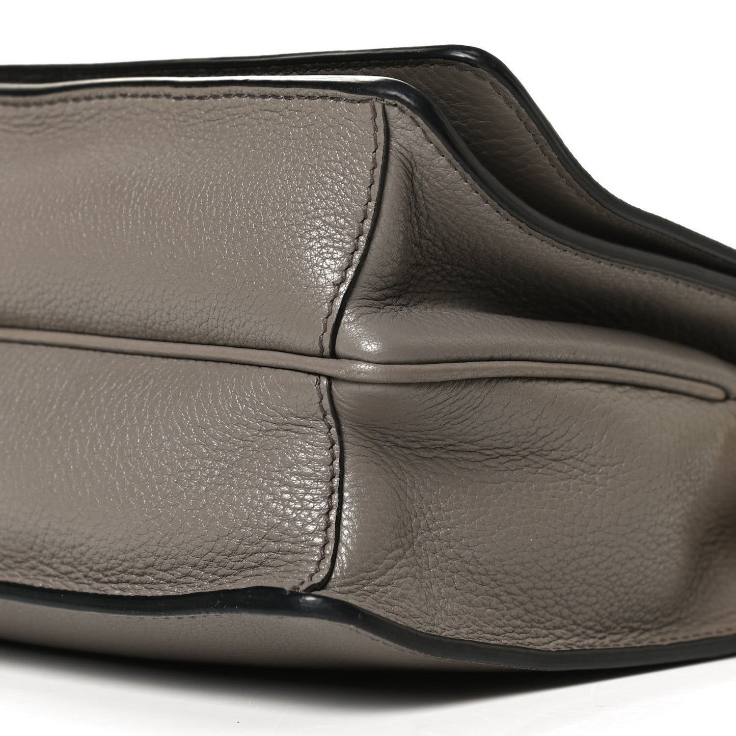 Vitello Daino Flap Crossbody Argilla