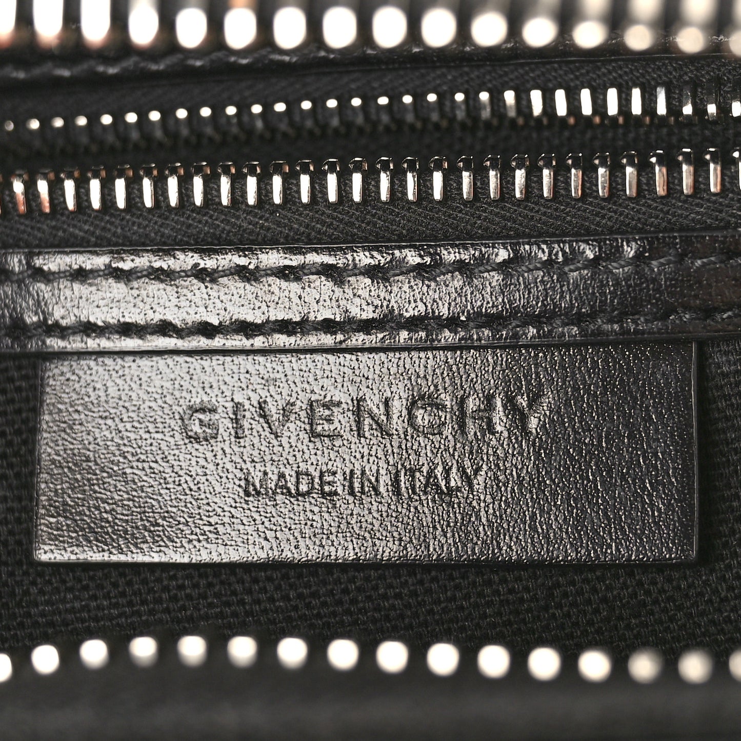 Shiny Lord Calfskin Mini Antigona Black