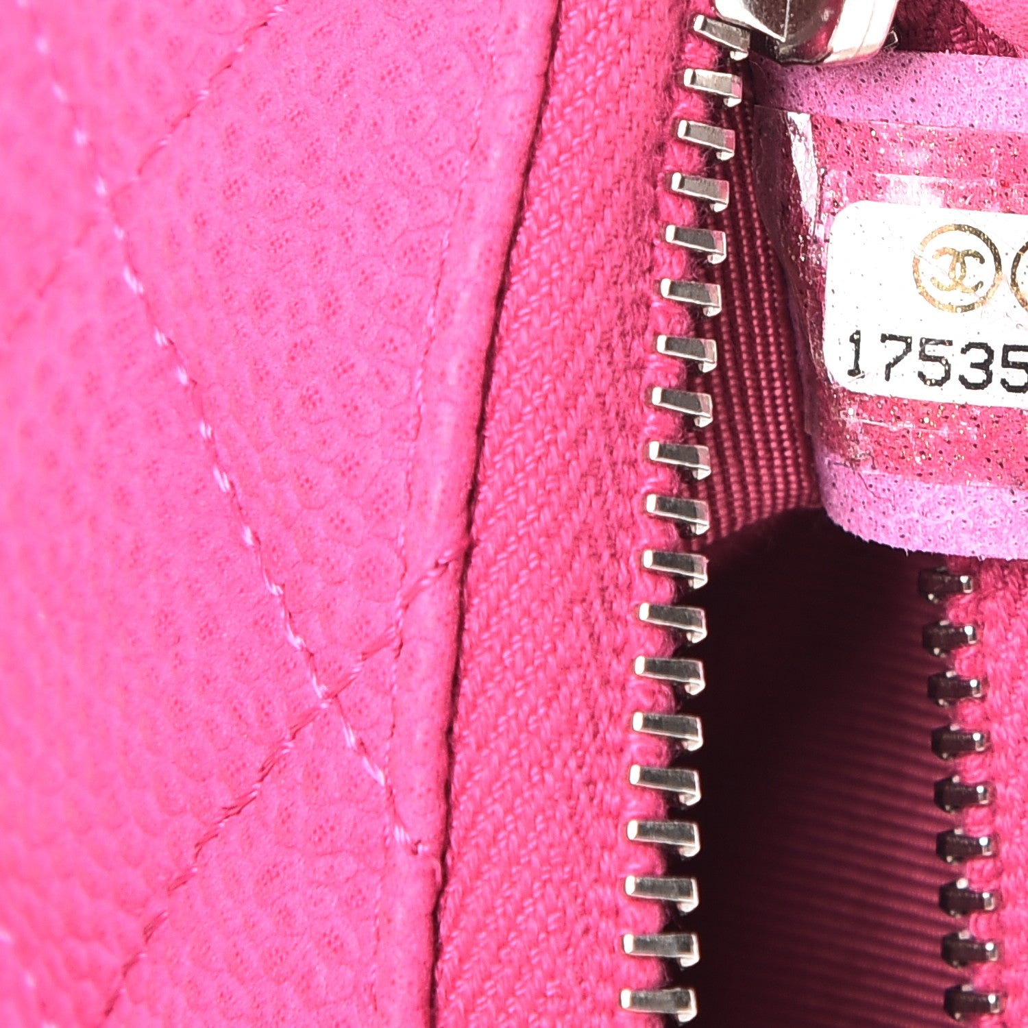 Chanel Iridescent Caviar Quilted Key Holder Case Pink 7 of 11