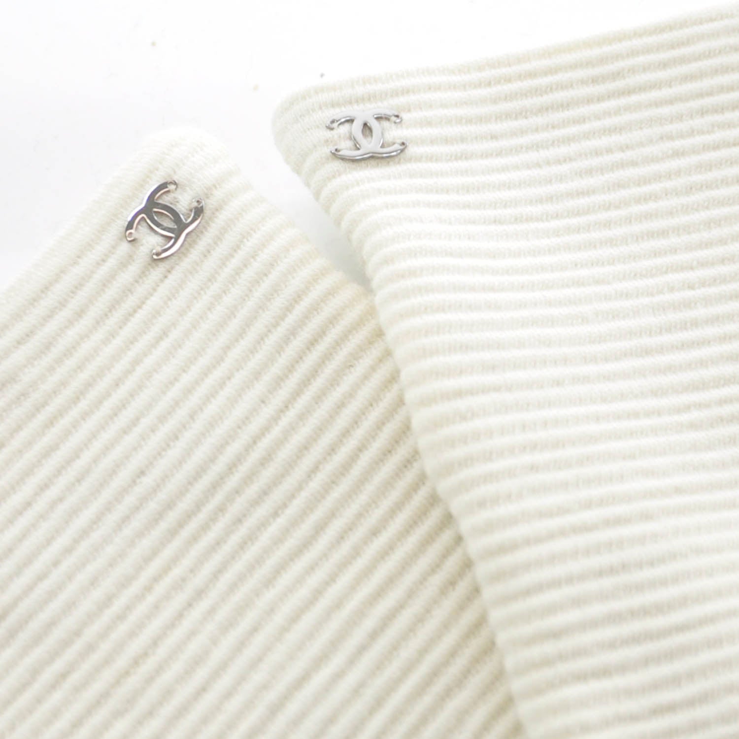 Chanel Lambskin Wool Long Gloves Size 7 White 3 of 5